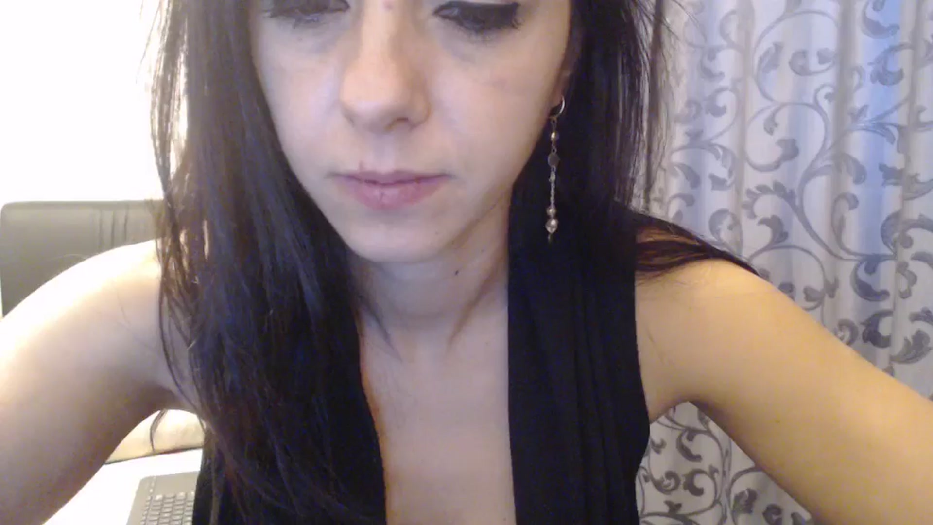 Gallery image thumbnail from Maya19fun's myfreecams stream on, 11/07/2025, 08:45 image 5 of 20