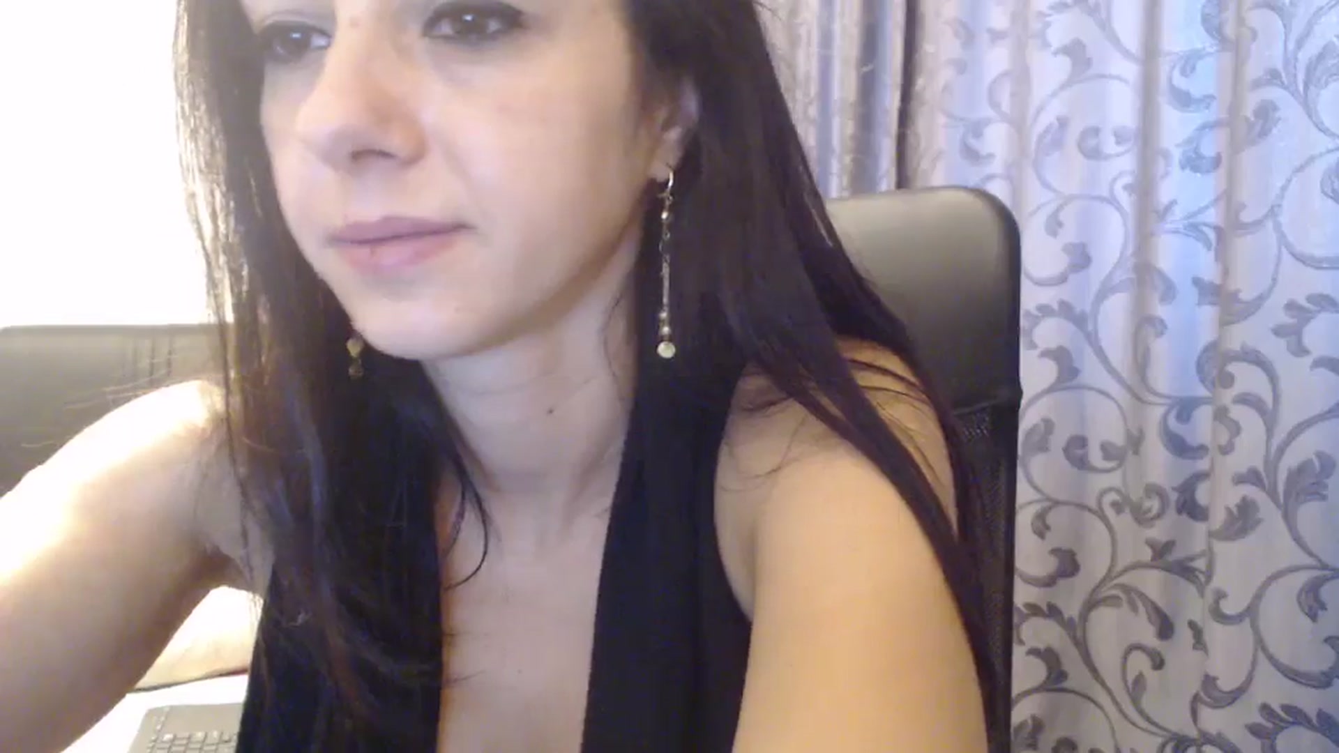 Gallery image thumbnail from Maya19fun's myfreecams stream on, 11/07/2025, 09:28 image 7 of 20