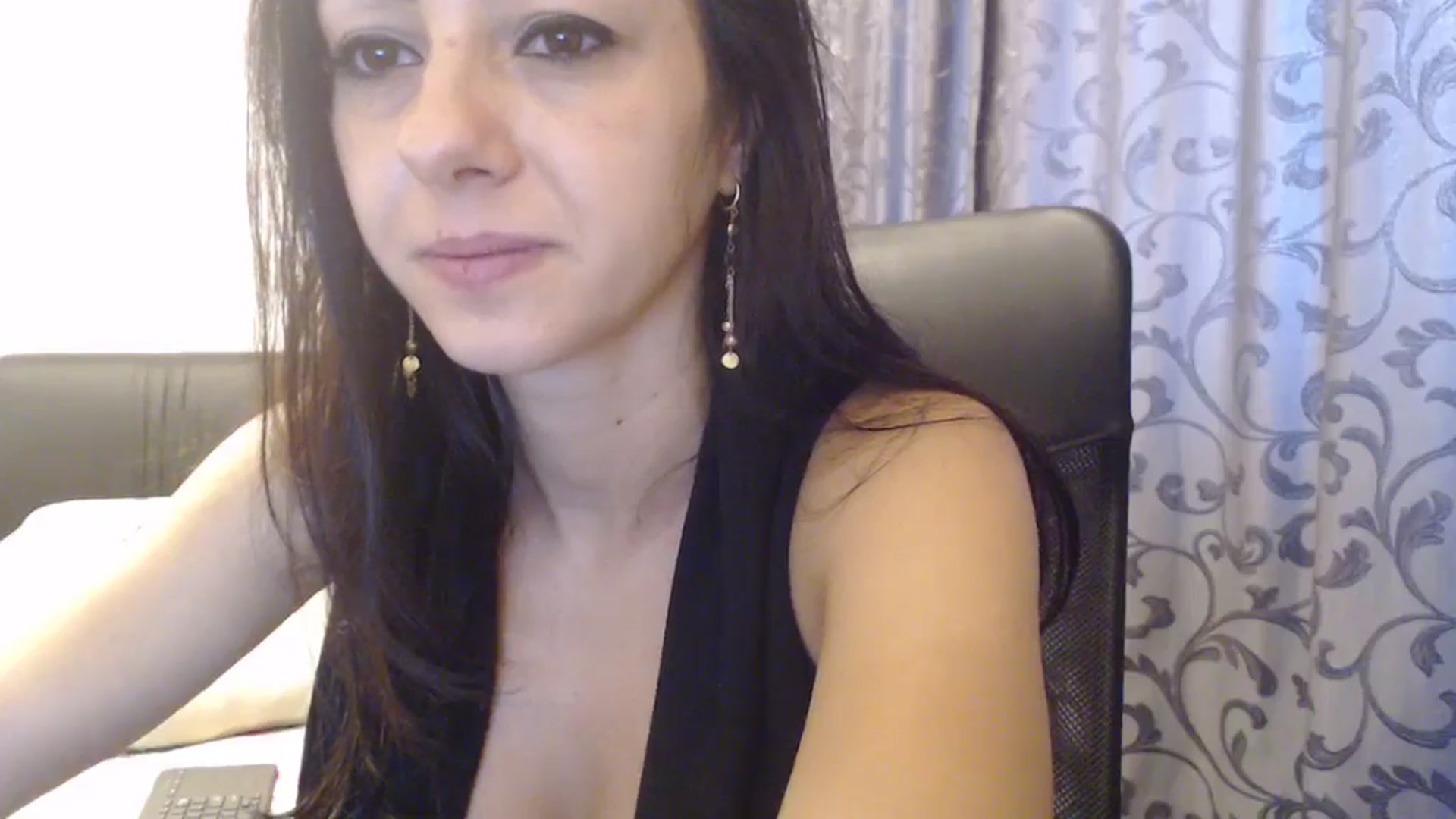 Gallery image thumbnail from Maya19fun's myfreecams stream on, 11/07/2025, 09:28 image 6 of 20