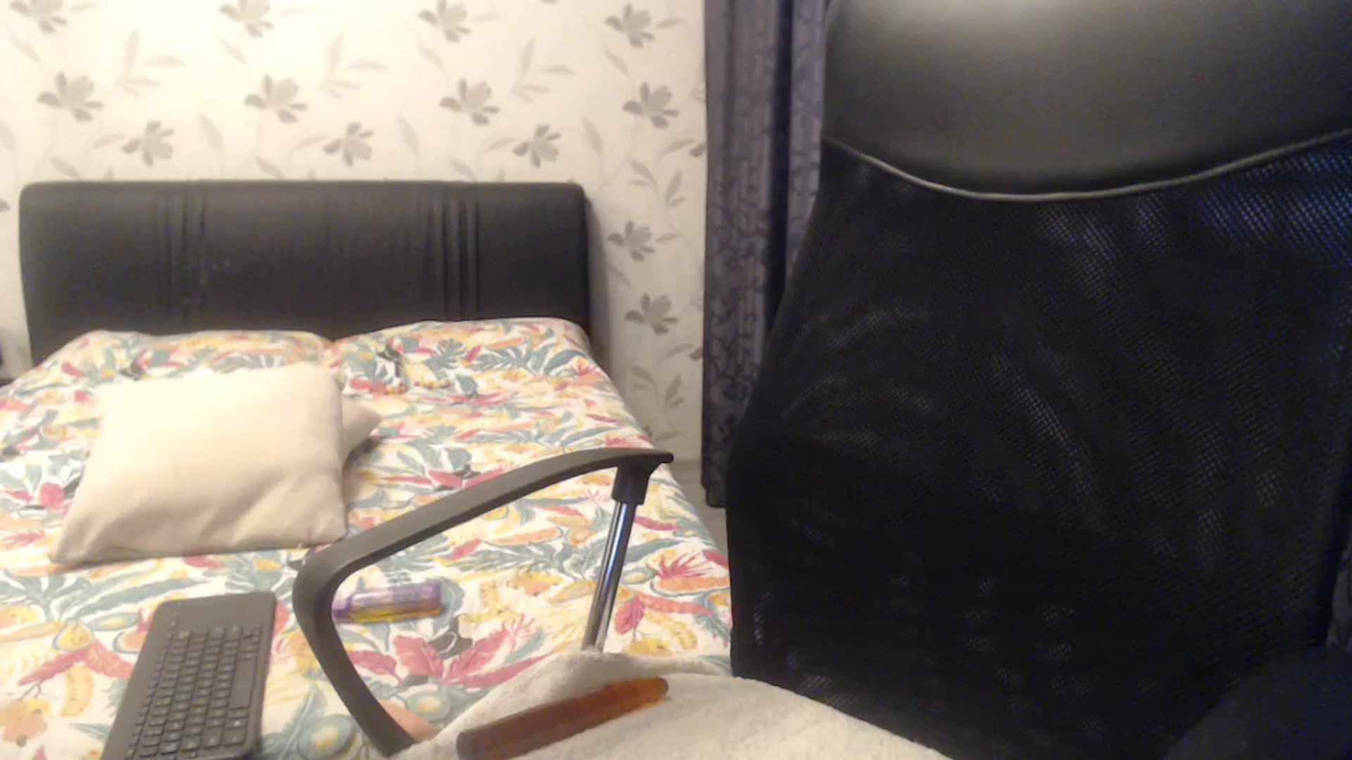 Gallery image thumbnail from Maya19fun's myfreecams stream on, 11/18/2025, 08:31 image 11 of 20
