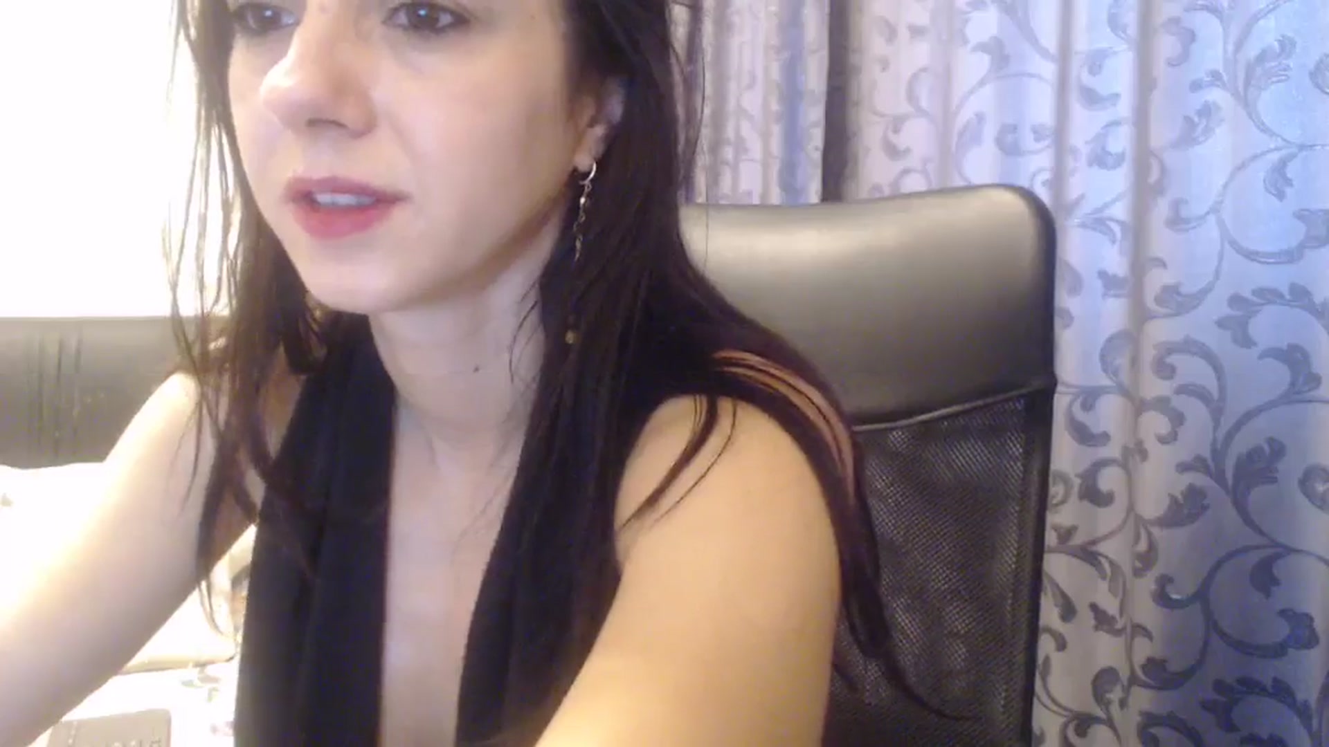 Gallery image thumbnail from Maya19fun's myfreecams stream on, 11/18/2025, 08:31 image 14 of 20