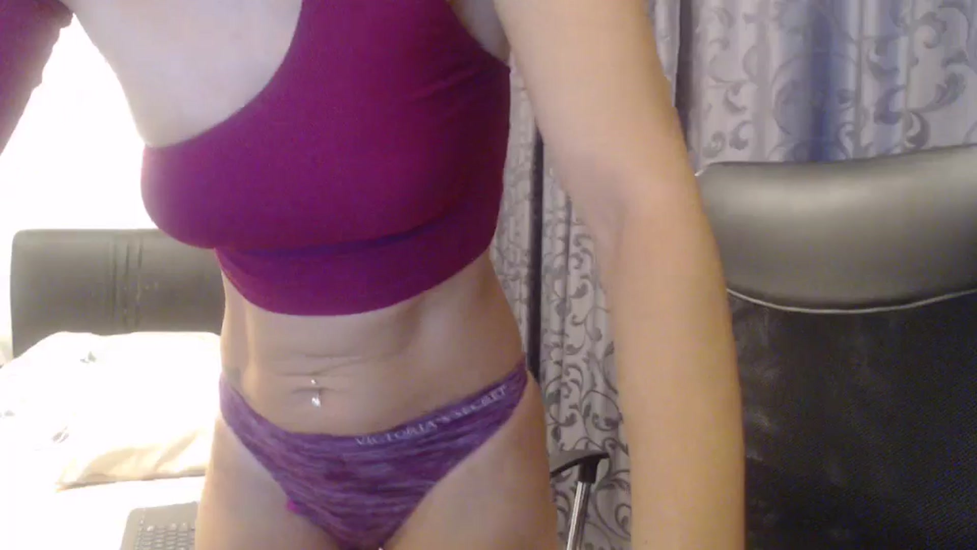 Gallery image thumbnail from Maya19fun's myfreecams stream on, 11/19/2025, 07:10 image 8 of 20