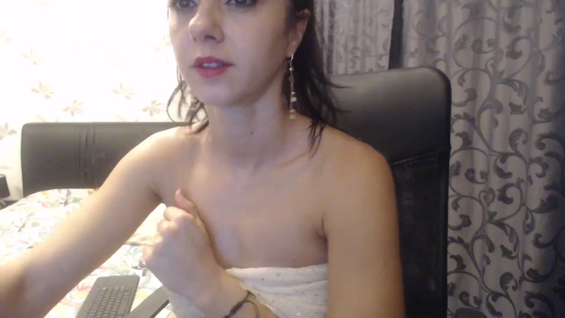 Gallery image thumbnail from Maya19fun's myfreecams stream on, 11/22/2025, 16:31 image 6 of 20