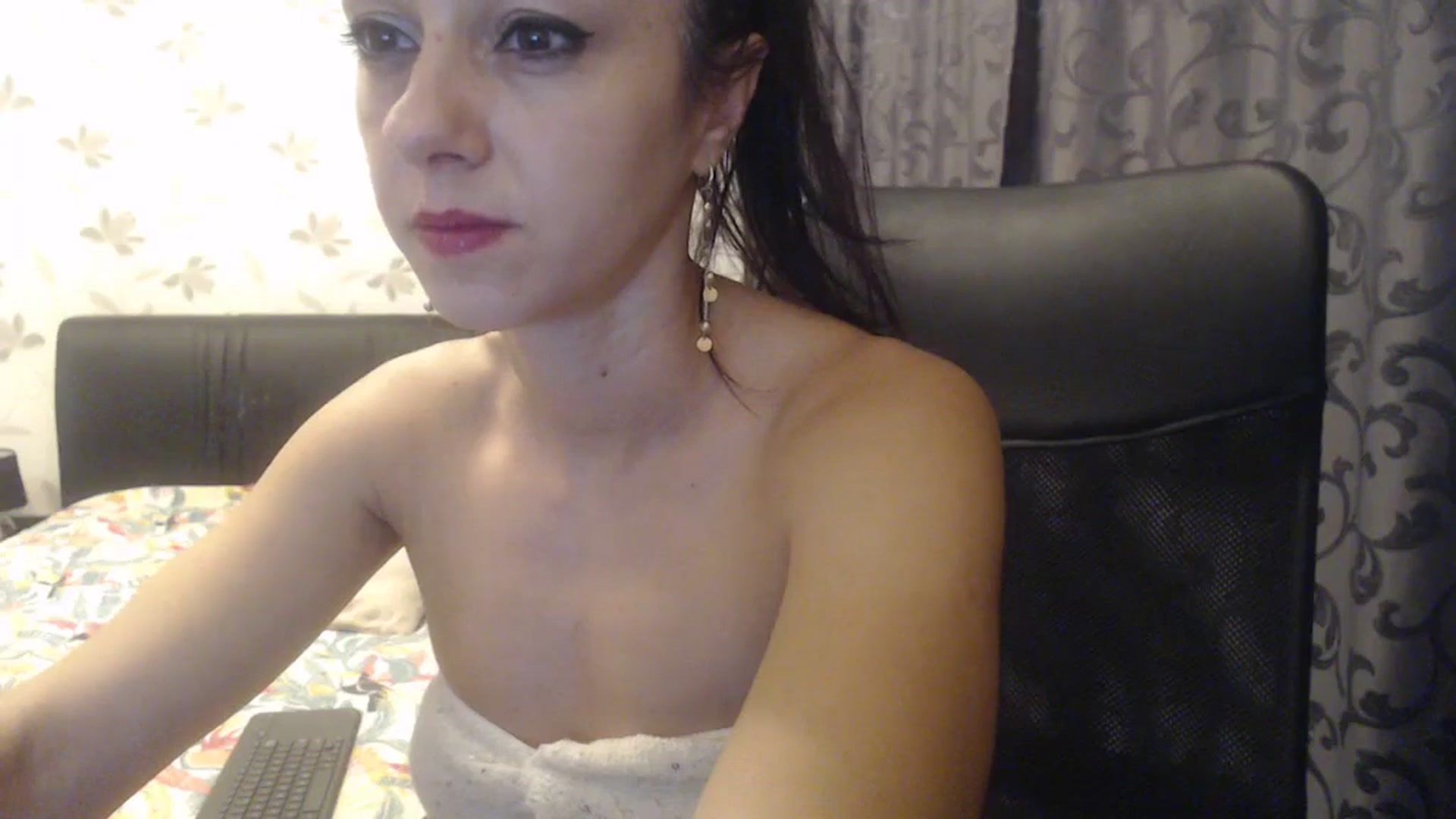 Gallery image thumbnail from Maya19fun's myfreecams stream on, 11/22/2025, 16:31 image 2 of 20
