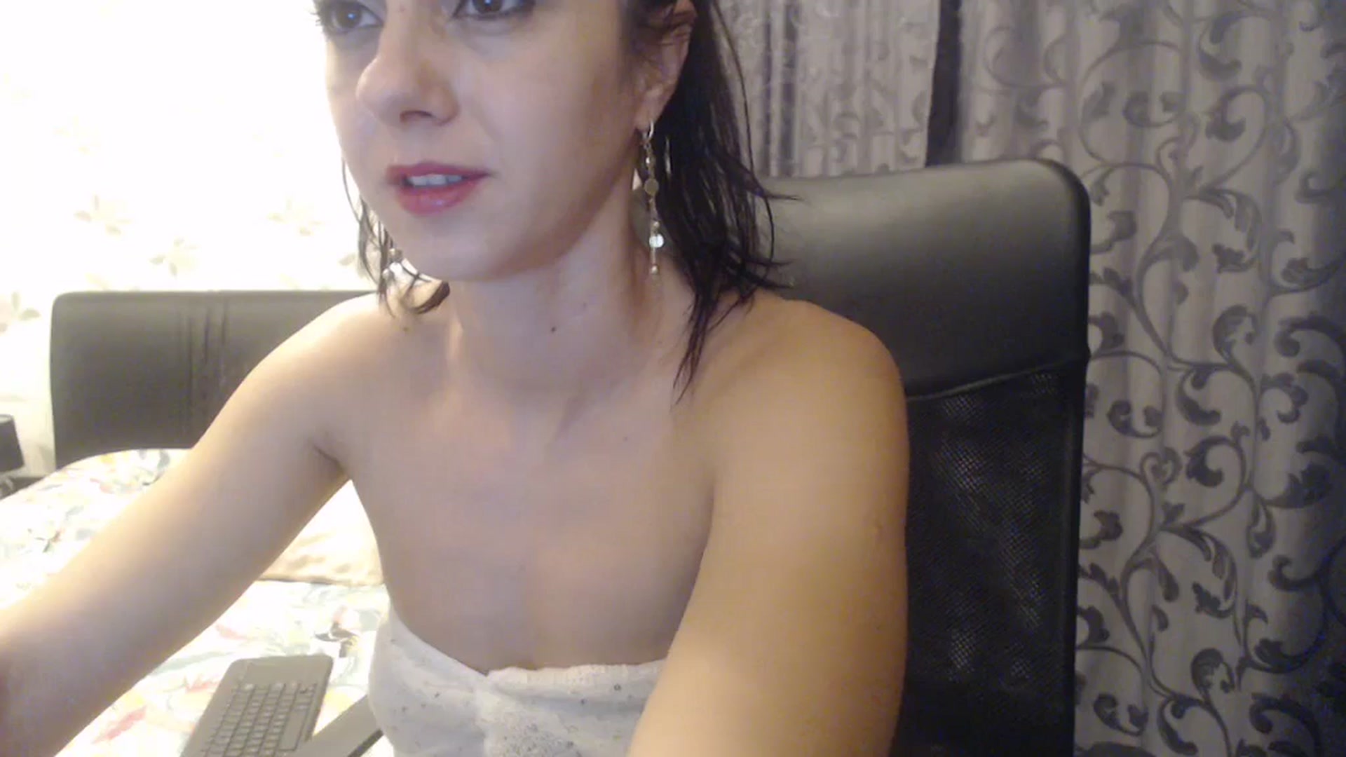 Gallery image thumbnail from Maya19fun's myfreecams stream on, 11/22/2025, 16:31 image 5 of 20
