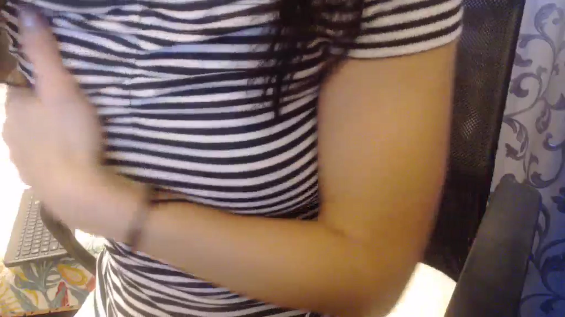 Gallery image thumbnail from Maya19fun's myfreecams stream on, 11/24/2025, 08:25 image 10 of 20
