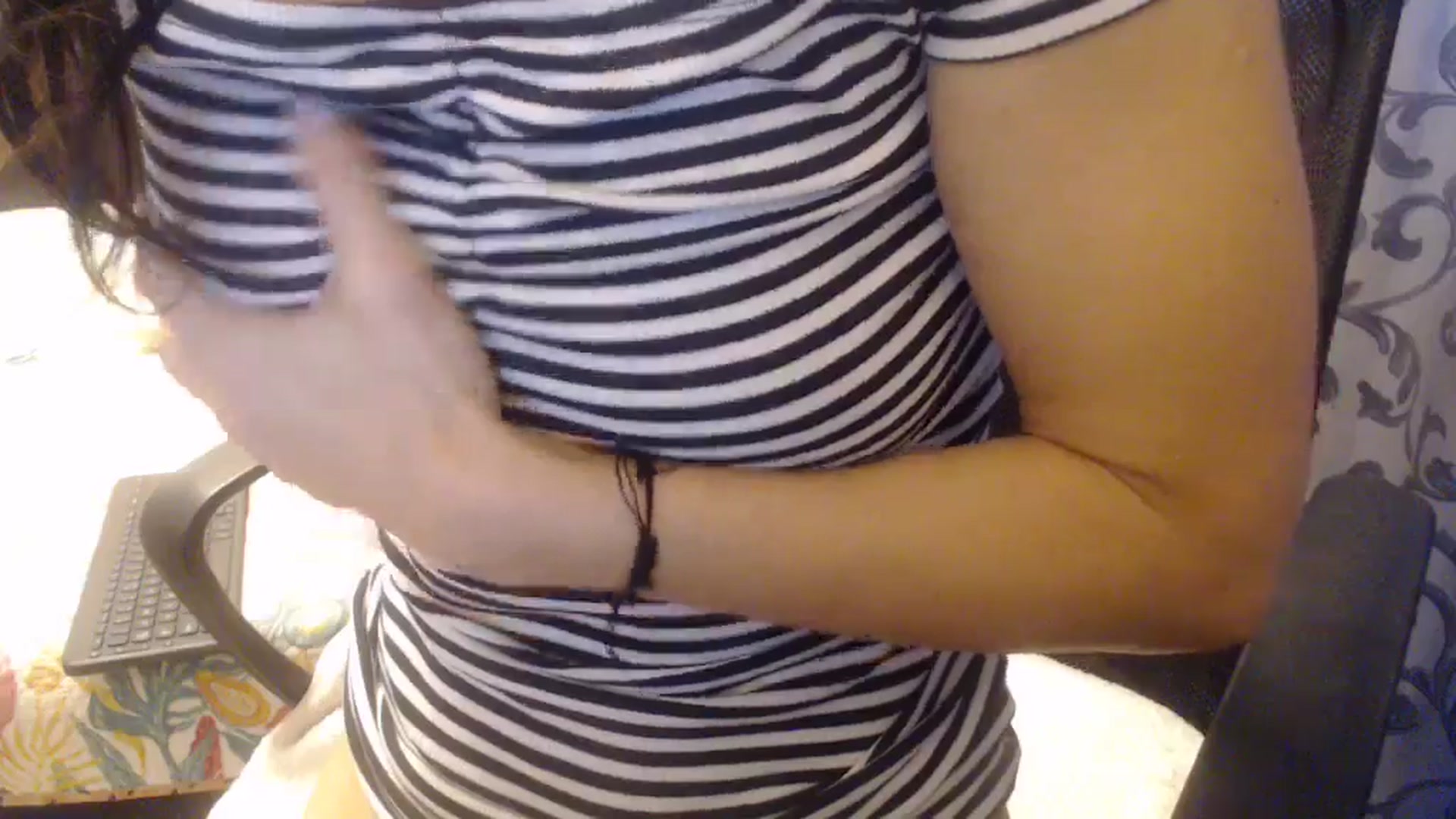 Gallery image thumbnail from Maya19fun's myfreecams stream on, 11/24/2025, 08:25 image 8 of 20