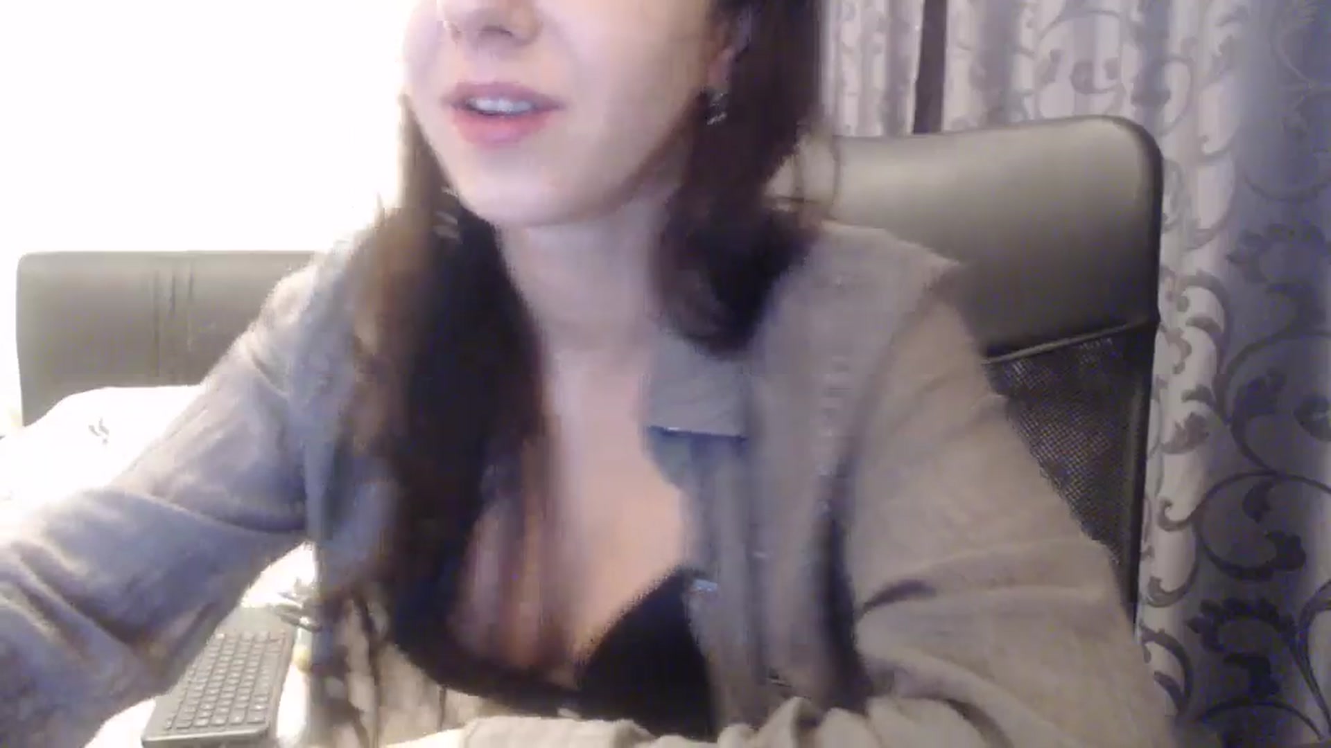 Gallery image thumbnail from Maya19fun's myfreecams stream on, 11/28/2025, 14:04 image 10 of 20