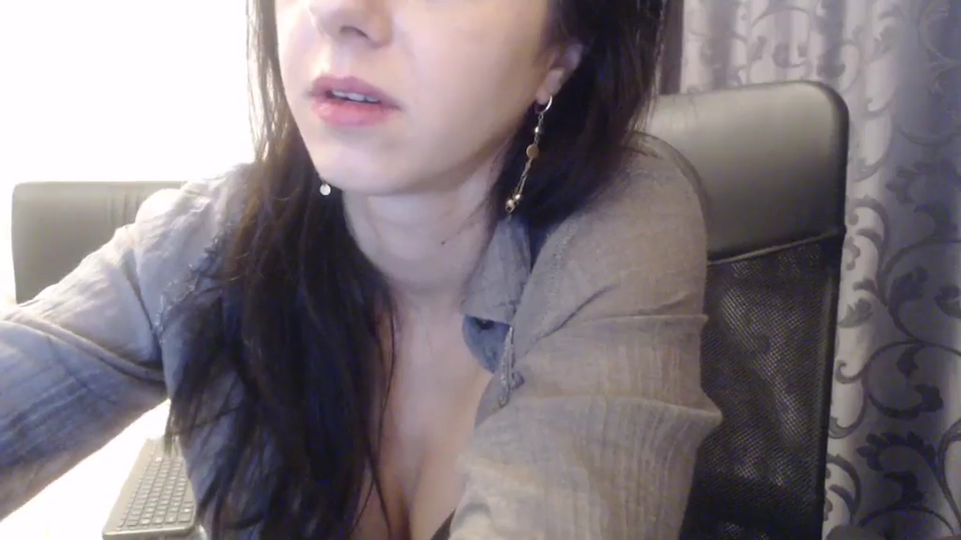 Gallery image thumbnail from Maya19fun's myfreecams stream on, 11/28/2025, 14:04 image 18 of 20