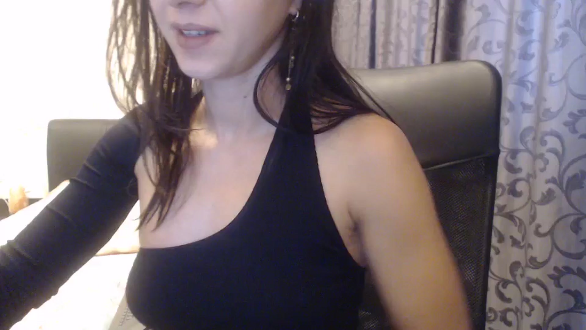 Gallery image thumbnail from Maya19fun's myfreecams stream on, 12/05/2025, 09:03 image 3 of 20