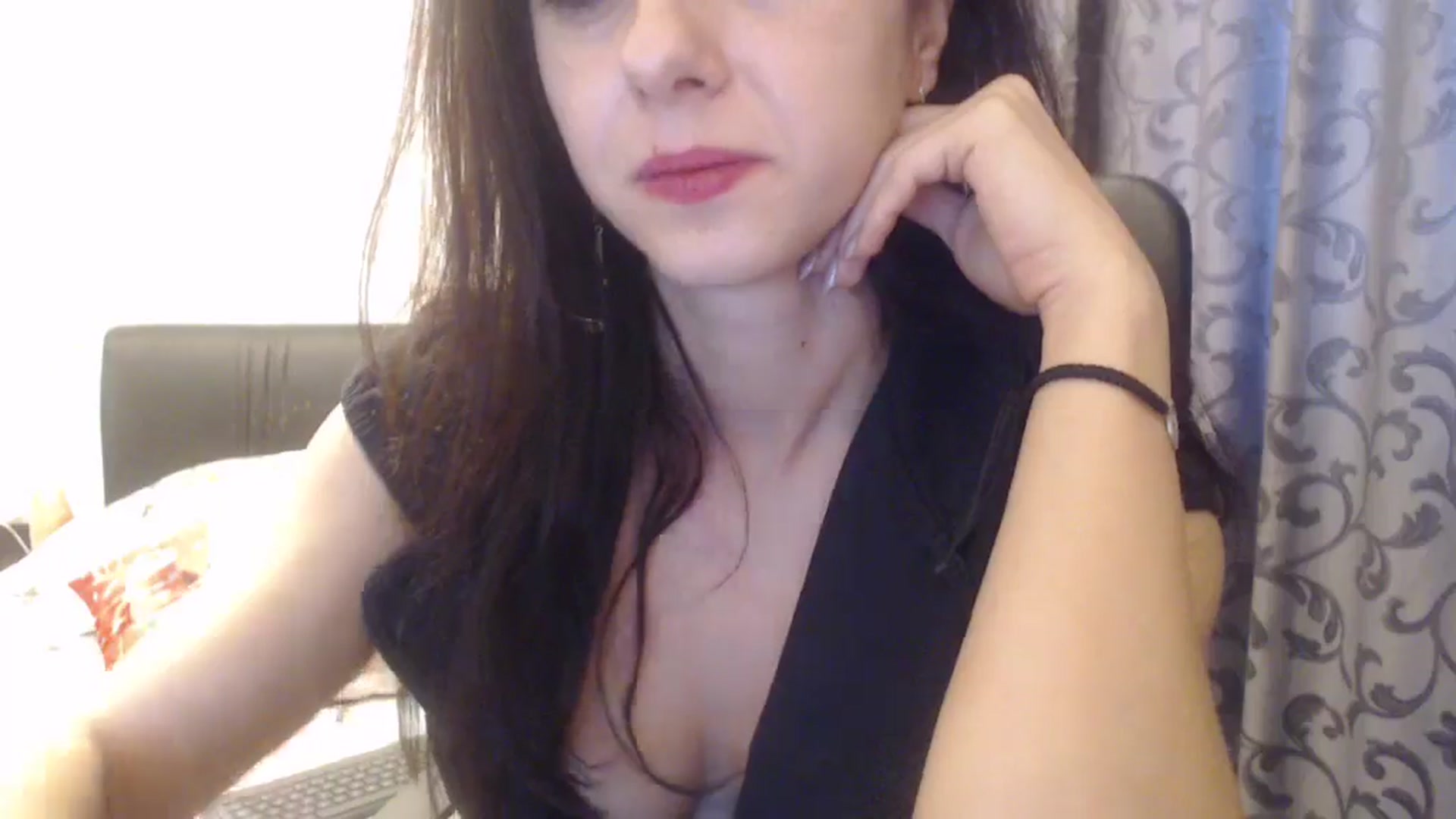Gallery image thumbnail from Maya19fun's myfreecams stream on, 12/09/2025, 07:32 image 4 of 20