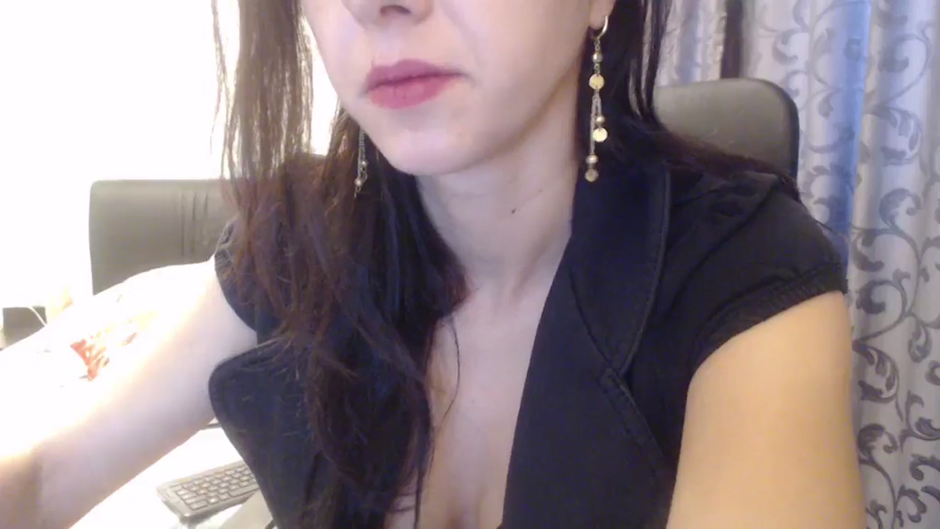 Gallery image thumbnail from Maya19fun's myfreecams stream on, 12/09/2025, 07:32 image 18 of 20