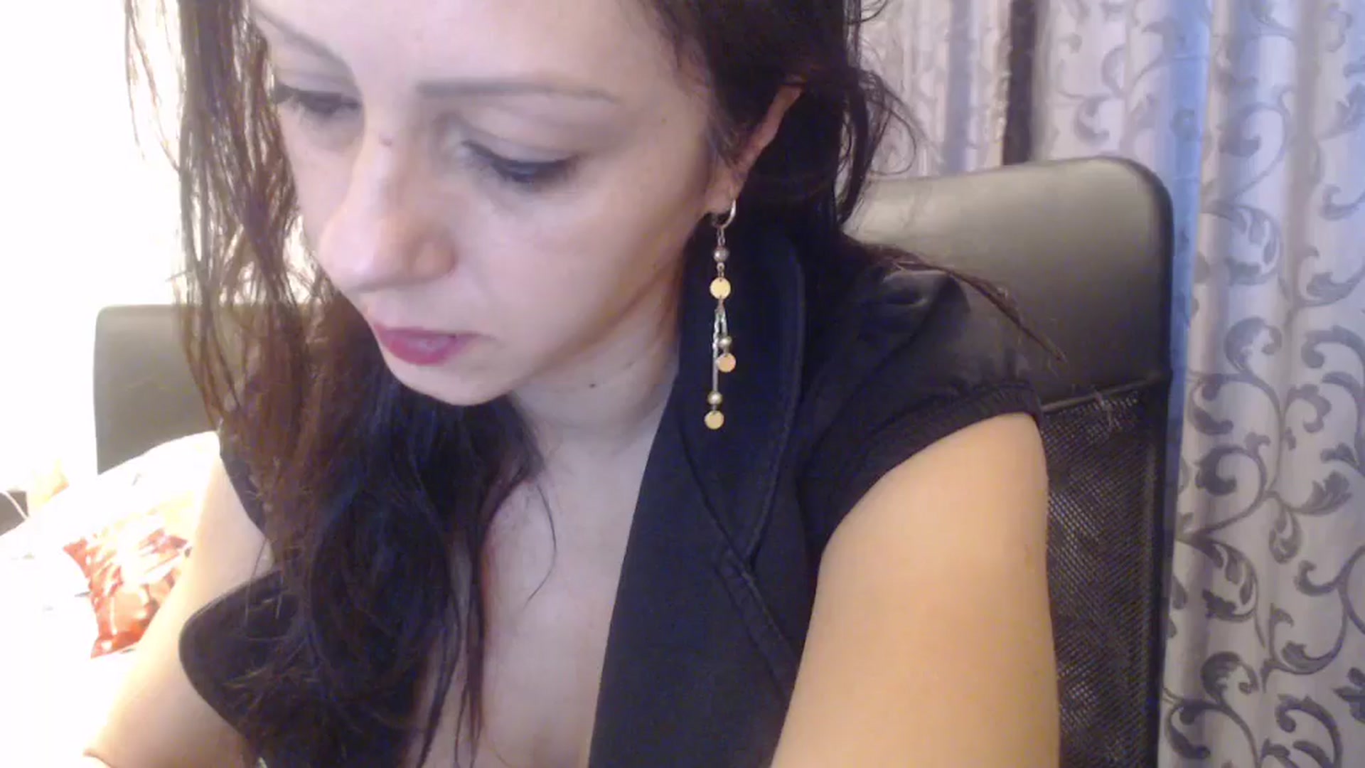 Gallery image thumbnail from Maya19fun's myfreecams stream on, 12/09/2025, 07:32 image 14 of 20