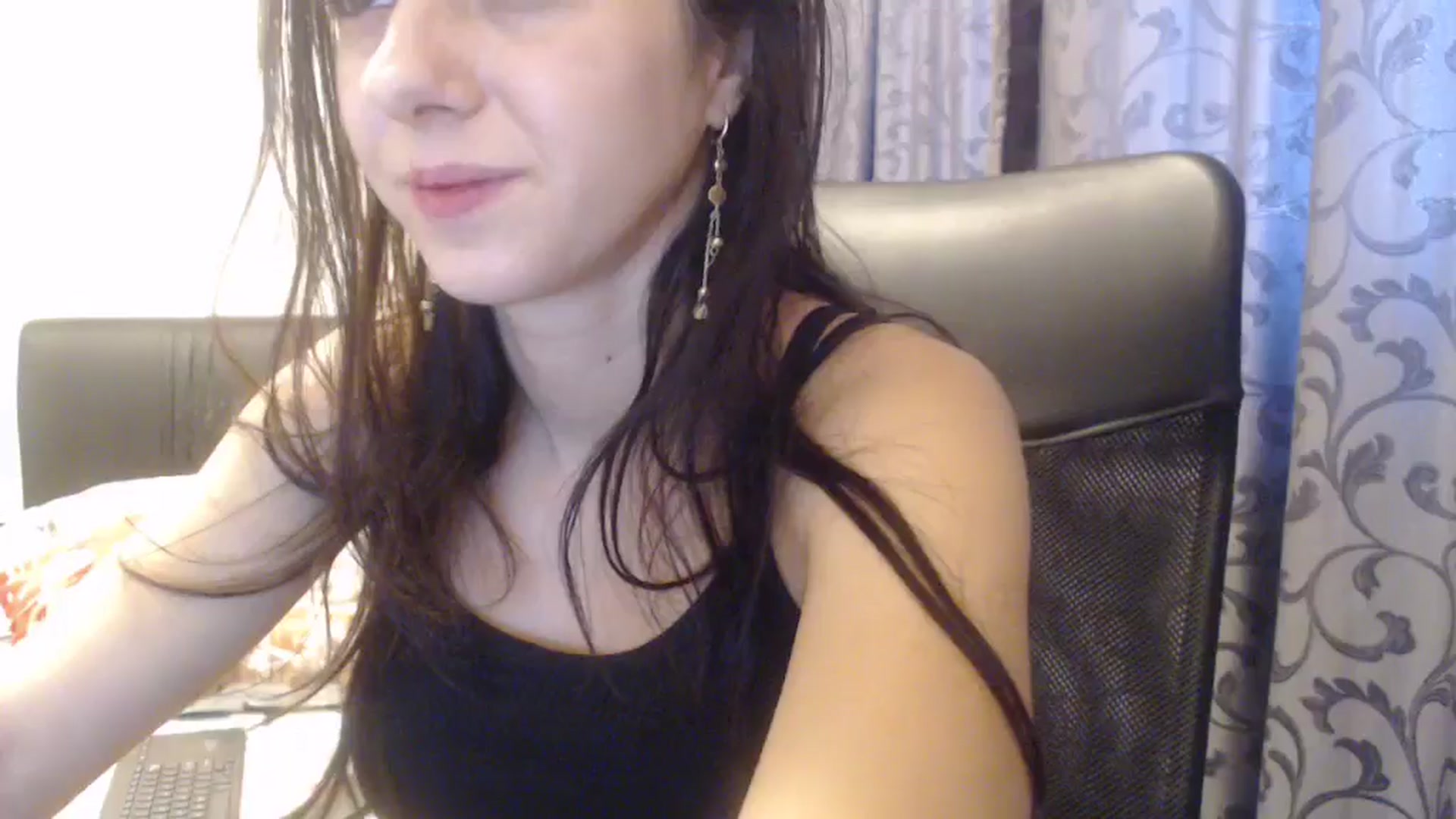 Gallery image thumbnail from Maya19fun's myfreecams stream on, 12/10/2025, 14:13 image 2 of 20