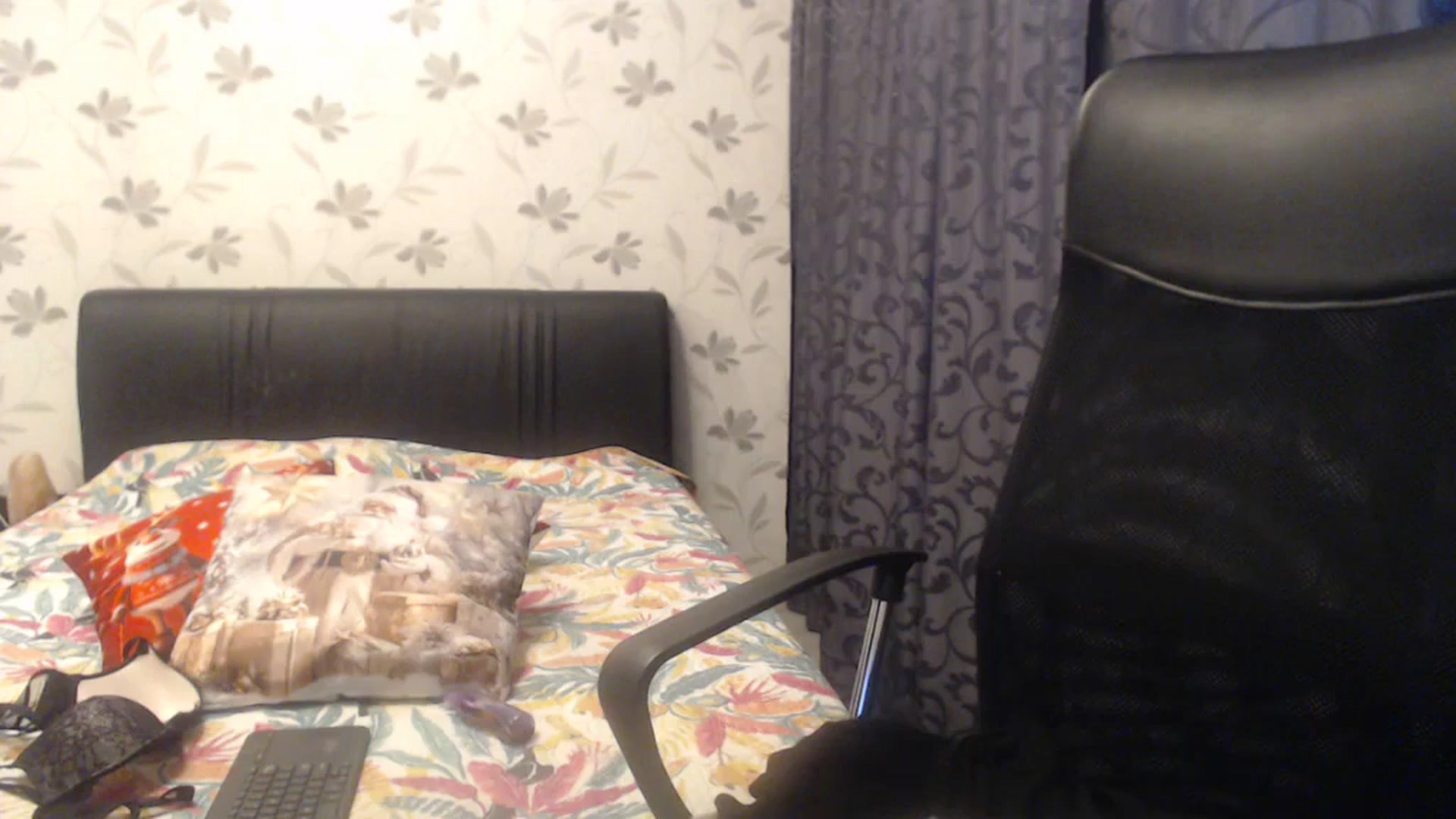 Gallery image thumbnail from Maya19fun's myfreecams stream on, 12/14/2025, 08:59 image 20 of 20
