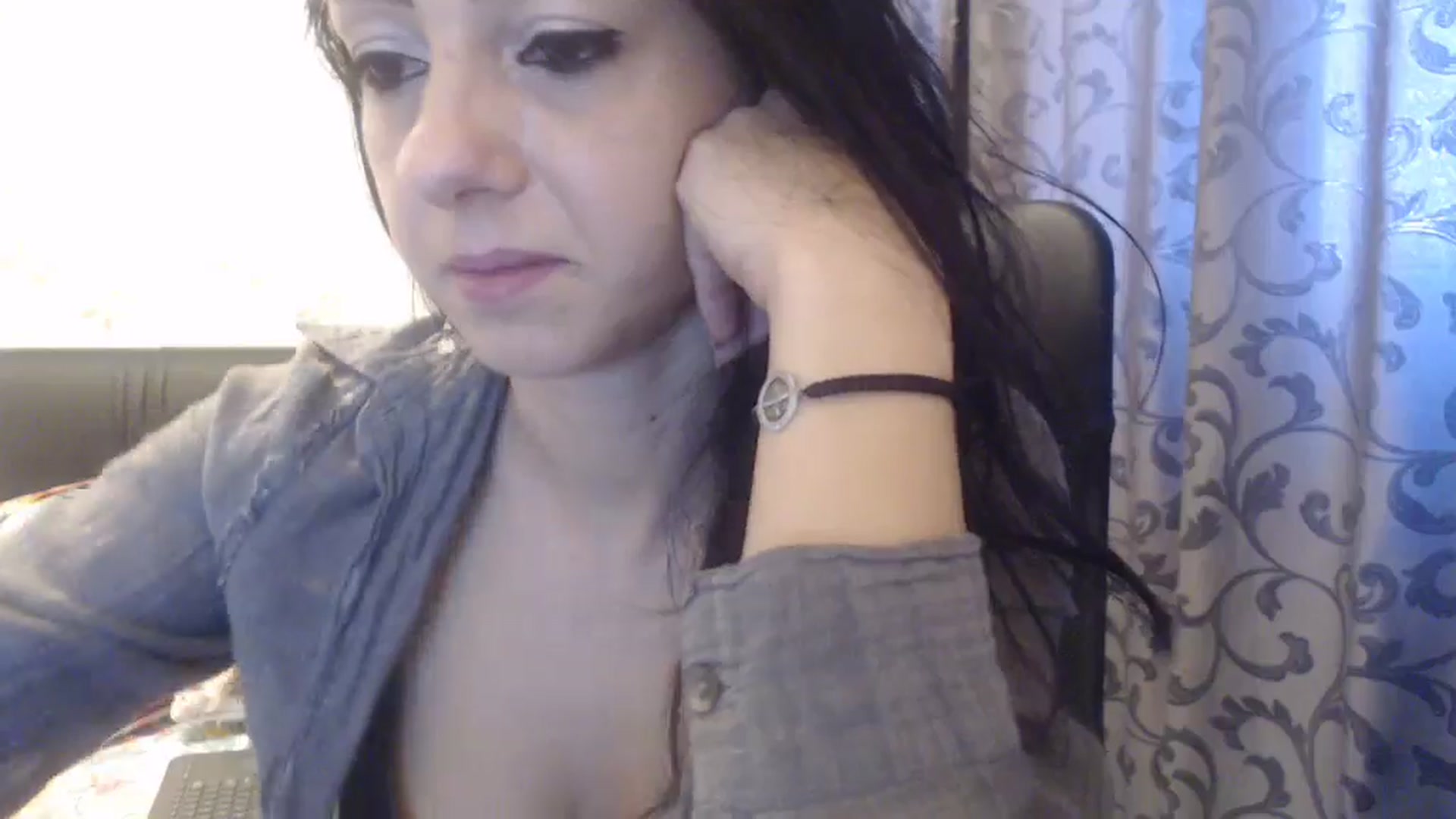 Gallery image thumbnail from Maya19fun's myfreecams stream on, 12/19/2025, 07:44 image 13 of 20