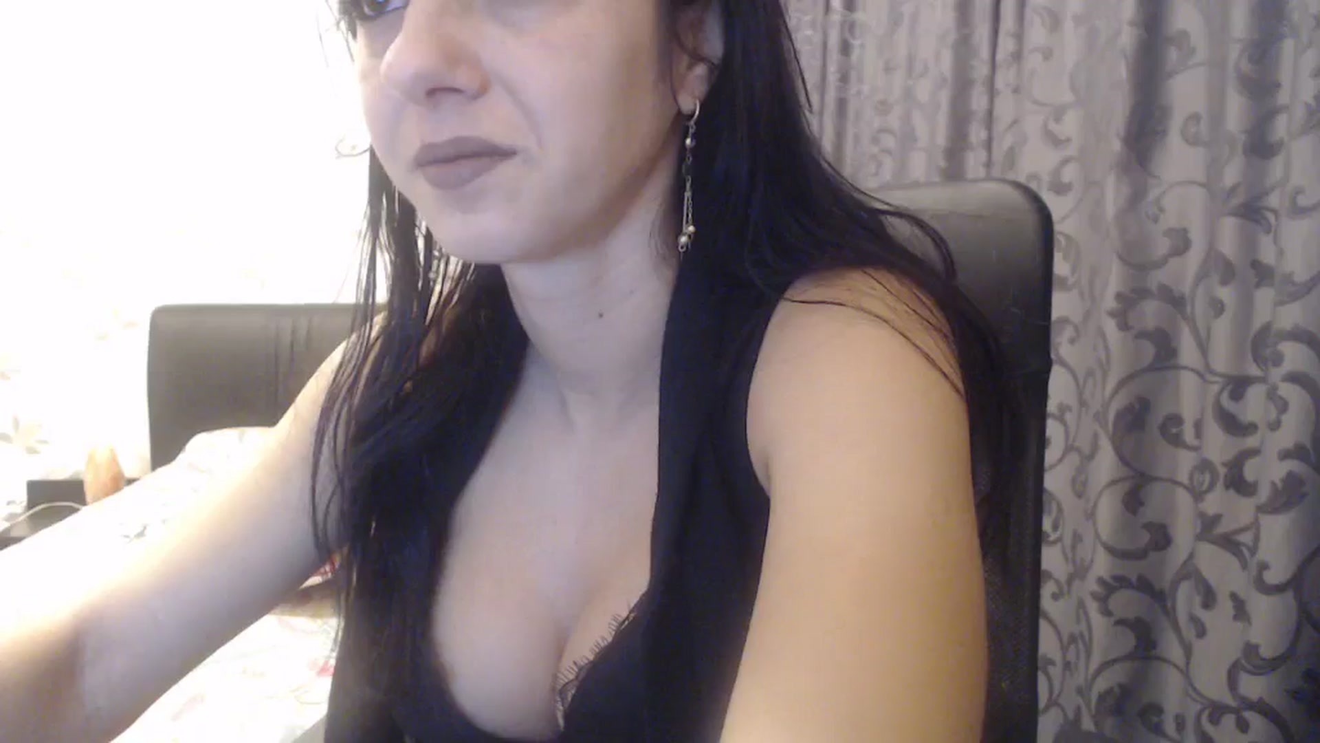Gallery image thumbnail from Maya19fun's myfreecams stream on, 12/23/2025, 06:13 image 1 of 20