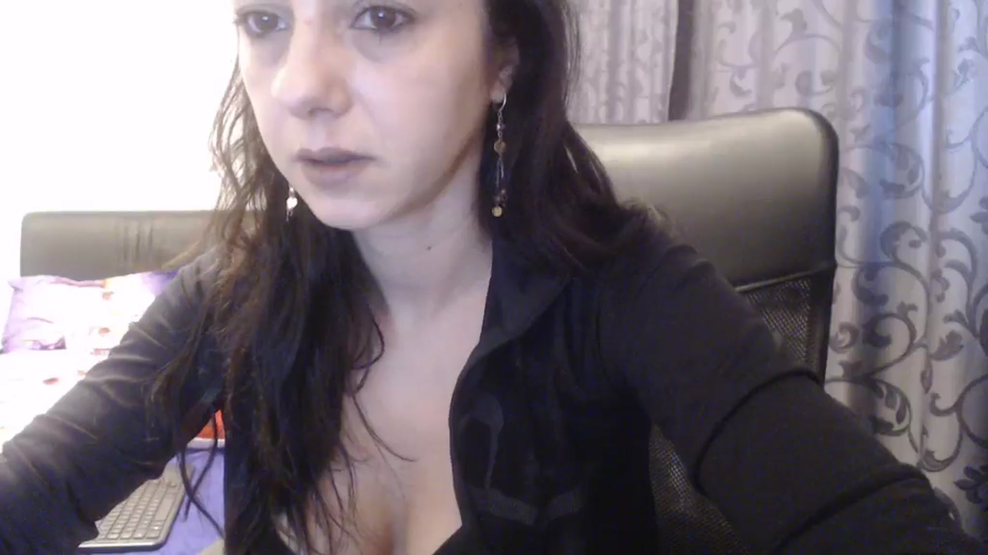 Gallery image thumbnail from Maya19fun's myfreecams stream on, 01/06/2026, 07:48 image 18 of 20