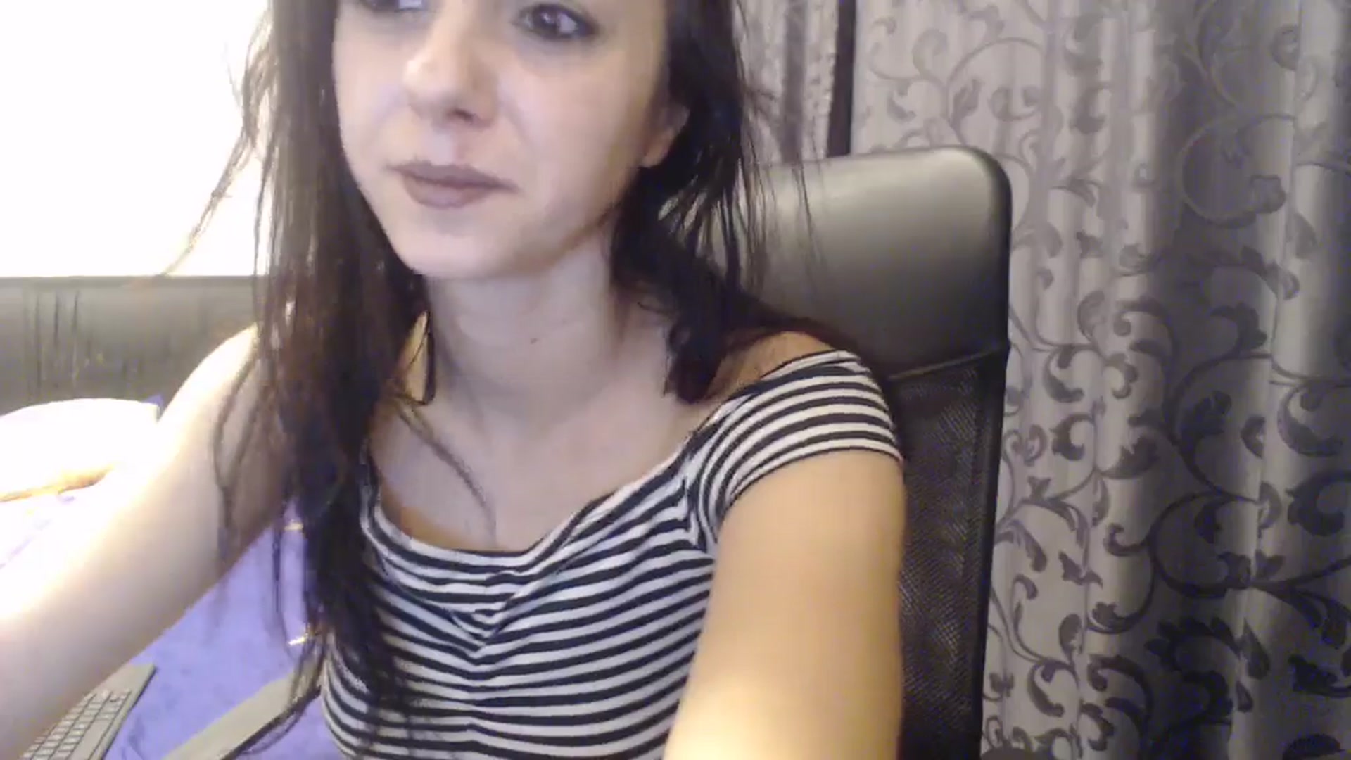 Gallery image thumbnail from Maya19fun's myfreecams stream on, 01/10/2026, 15:56 image 18 of 20