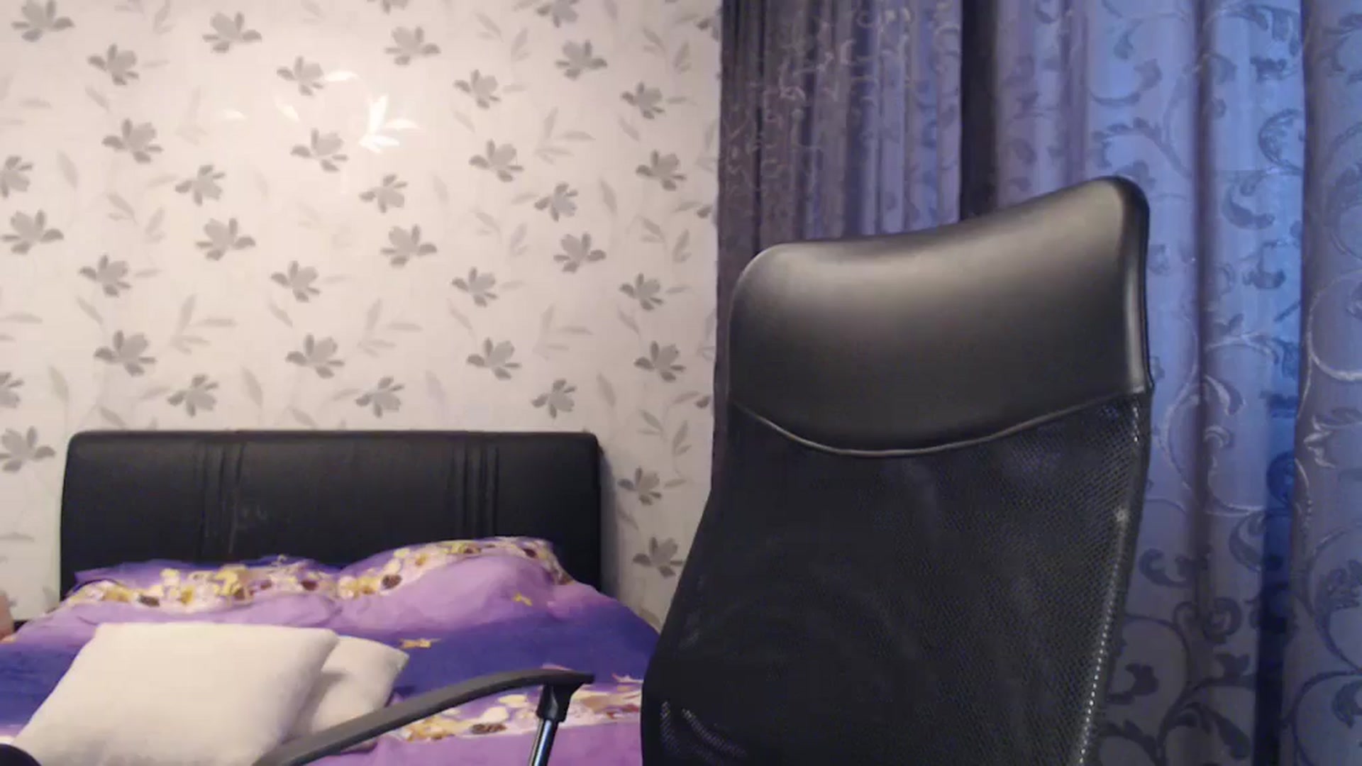 Gallery image thumbnail from Maya19fun's myfreecams stream on, 03/24/2026, 07:59 image 9 of 20