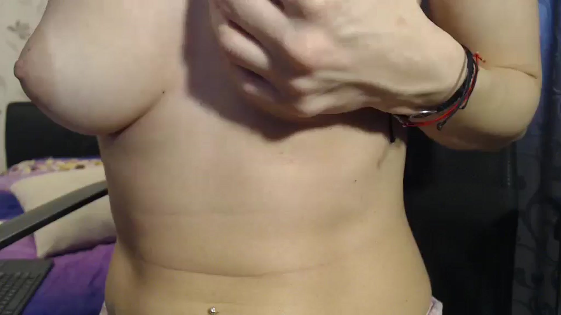 Gallery image thumbnail from Maya19fun's myfreecams stream on, 03/31/2026, 13:15 image 17 of 20