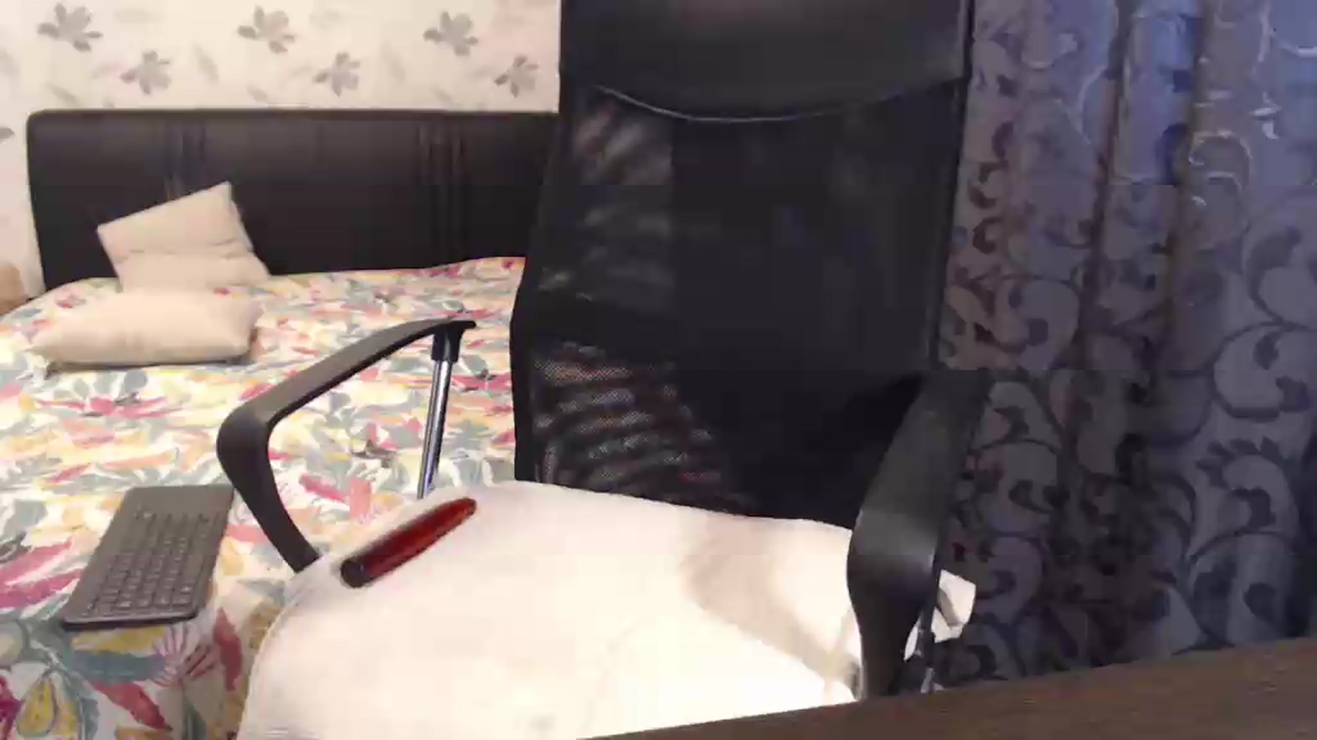 Gallery image thumbnail from Maya19fun's myfreecams stream on, 07/31/2026, 09:18 image 9 of 20