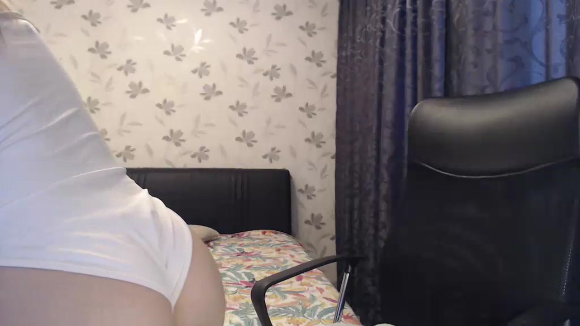 Gallery image thumbnail from Maya19fun's myfreecams stream on, 08/03/2026, 12:11 image 10 of 20