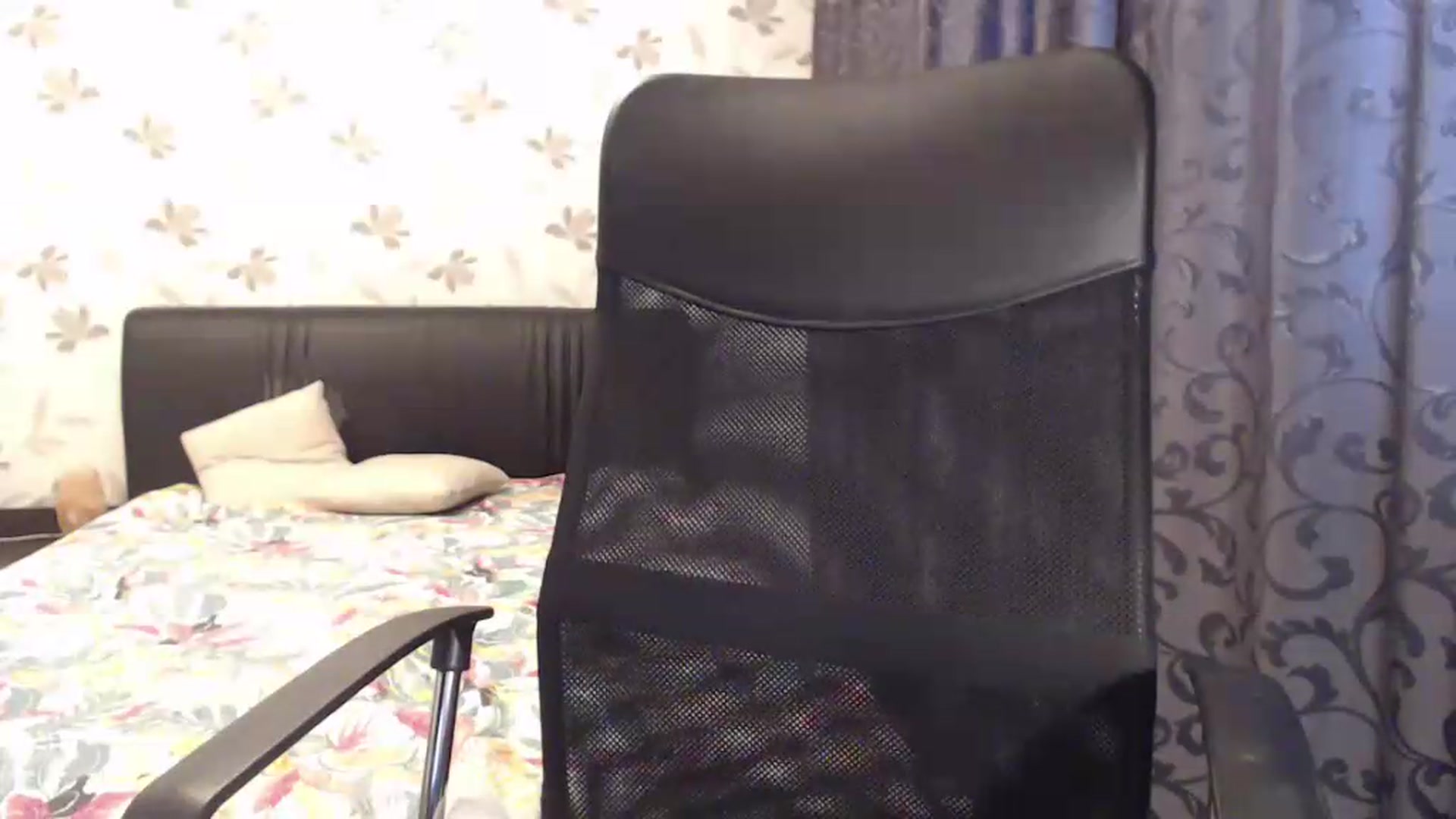 Gallery image thumbnail from Maya19fun's myfreecams stream on, 08/03/2026, 13:38 image 18 of 20