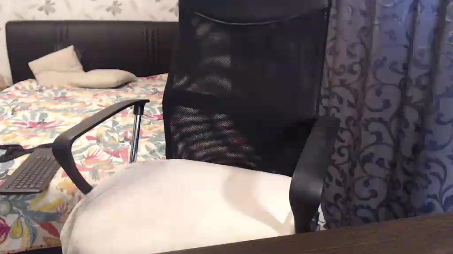 Gallery image thumbnail from Maya19fun's myfreecams stream on, 08/04/2026, 07:20 image 10 of 20