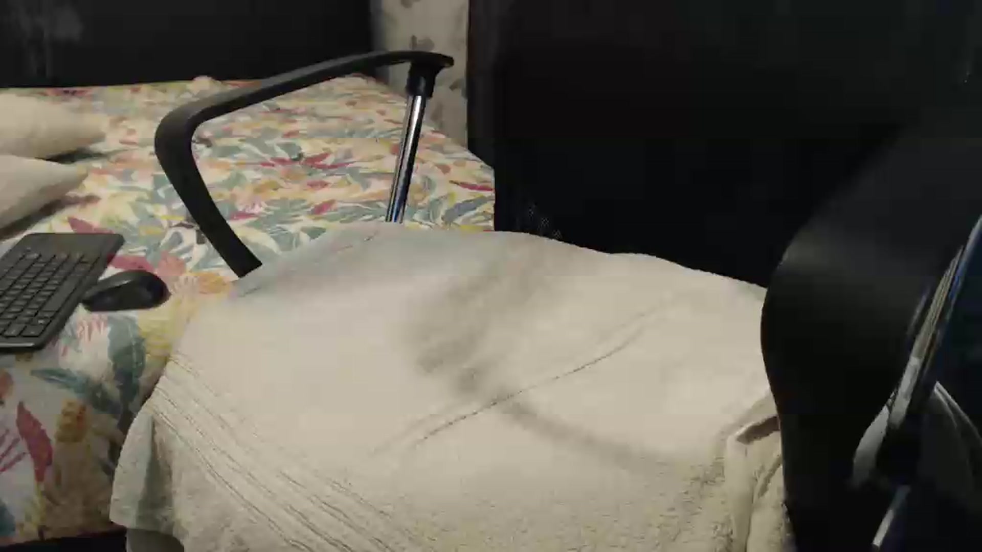 Gallery image thumbnail from Maya19fun's myfreecams stream on, 08/12/2026, 08:05 image 6 of 20