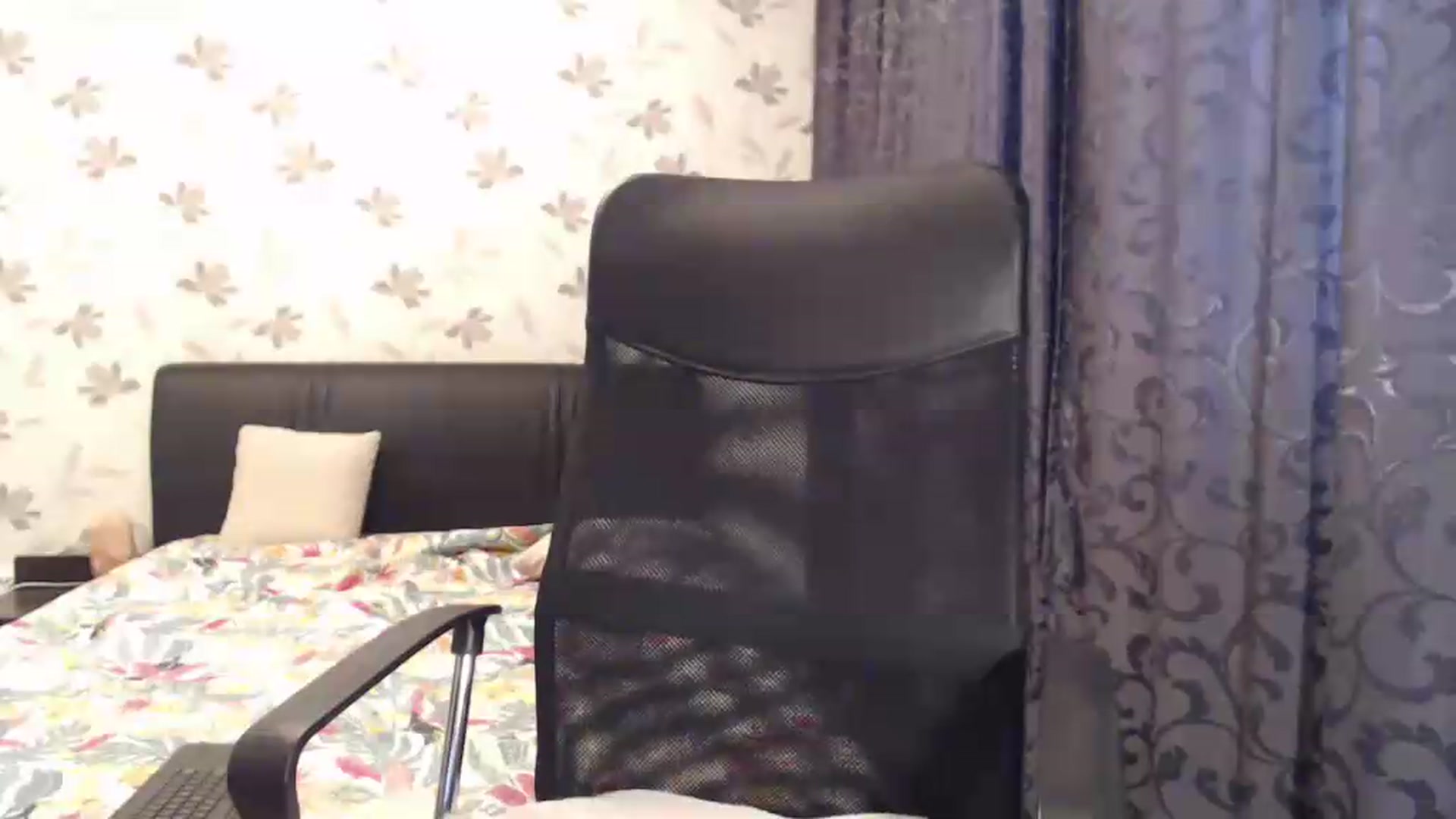 Gallery image thumbnail from Maya19fun's myfreecams stream on, 08/29/2026, 12:46 image 17 of 20