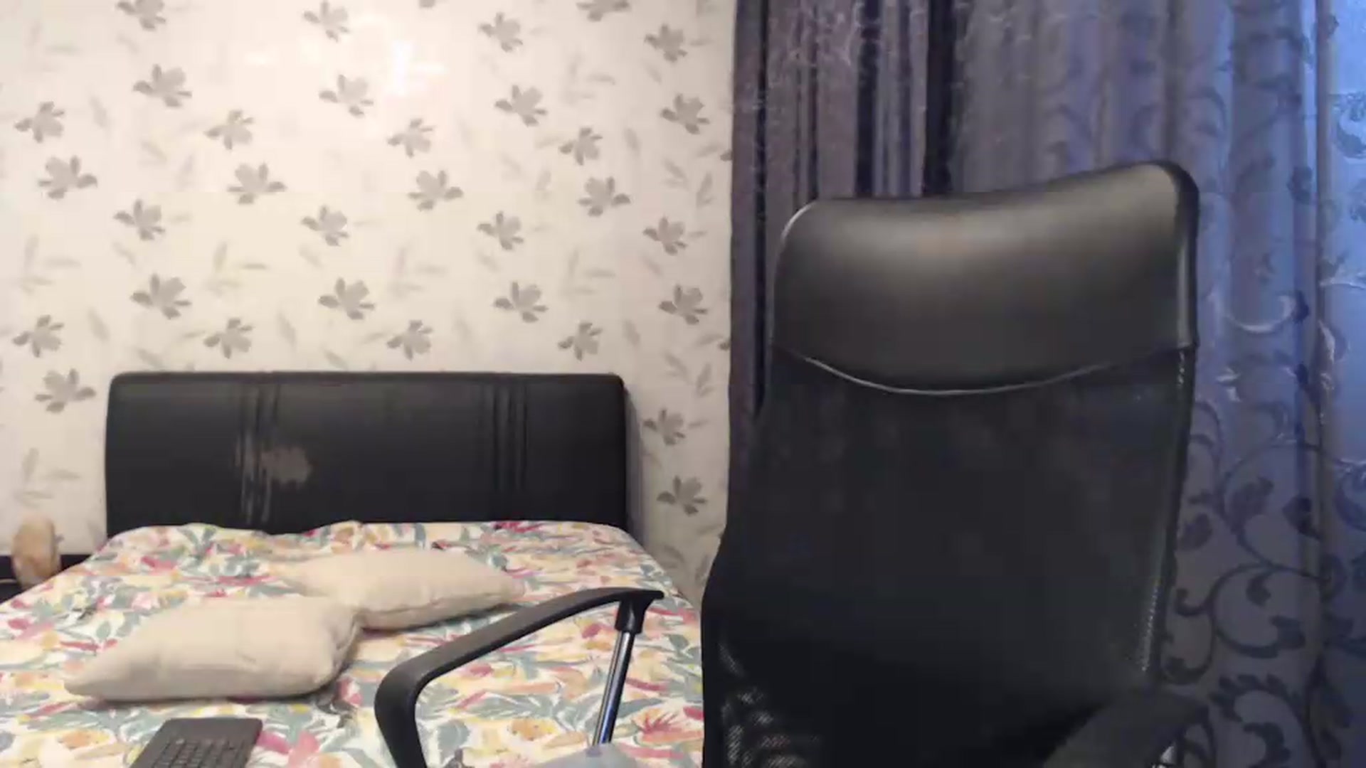 Gallery image thumbnail from Maya19fun's myfreecams stream on, 09/08/2026, 07:50 image 9 of 20