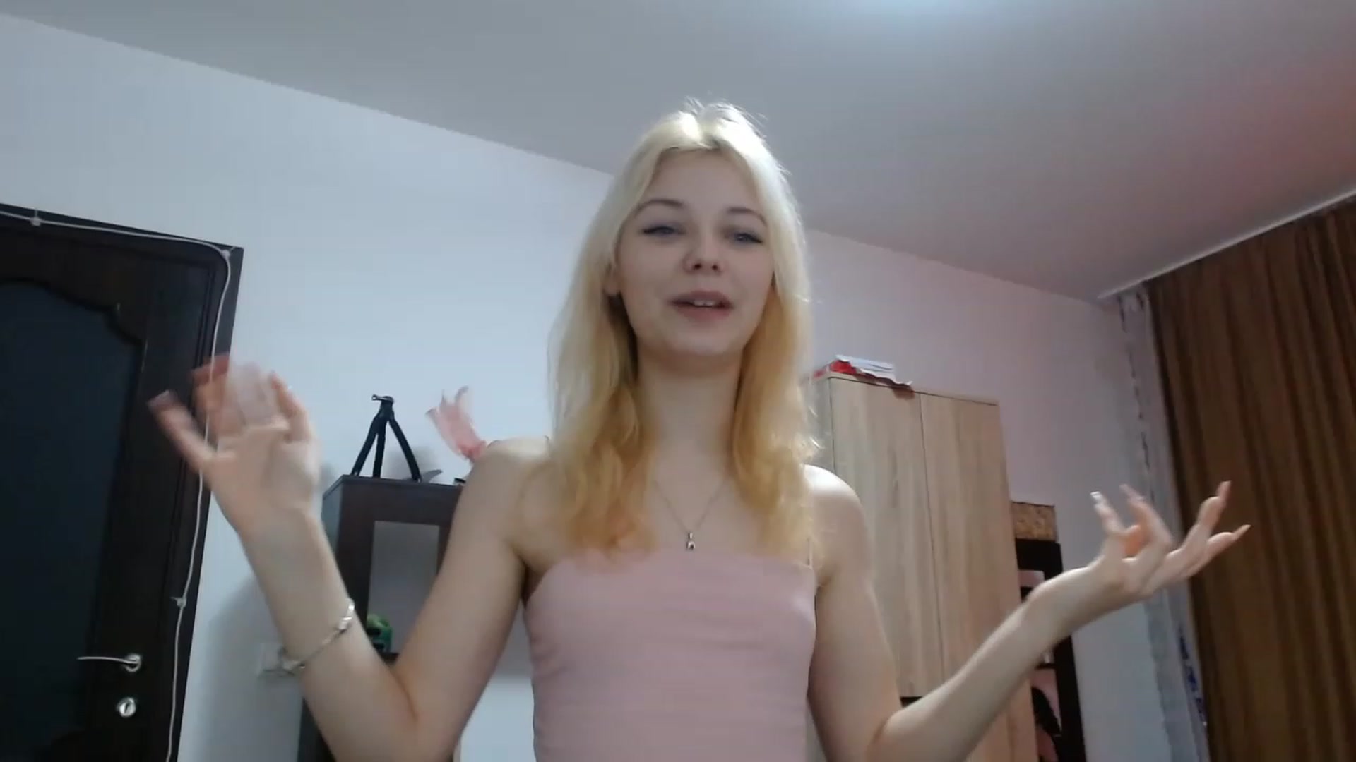 Gallery image thumbnail from MayaBash's myfreecams stream on, 01/25/2023, 14:20 image 6 of 20