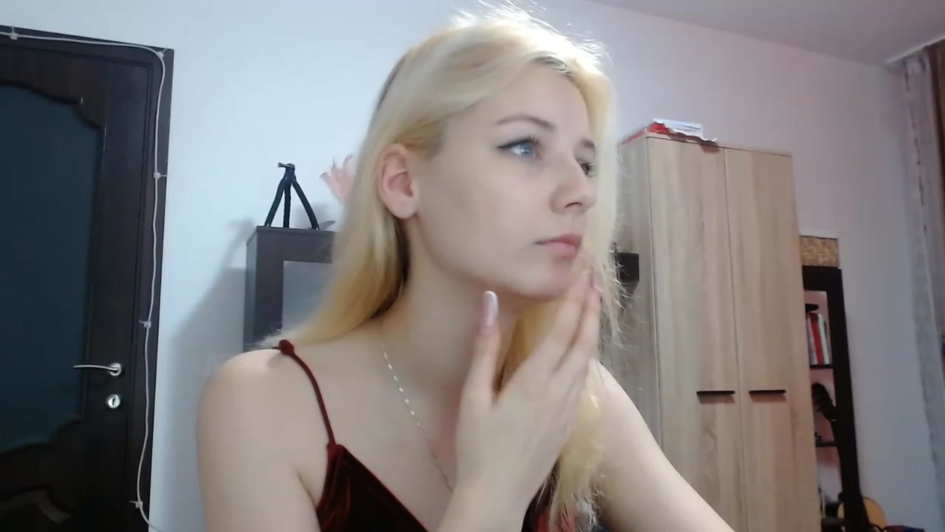 Gallery image thumbnail from MayaBash's myfreecams stream on, 01/25/2023, 18:16 image 16 of 20