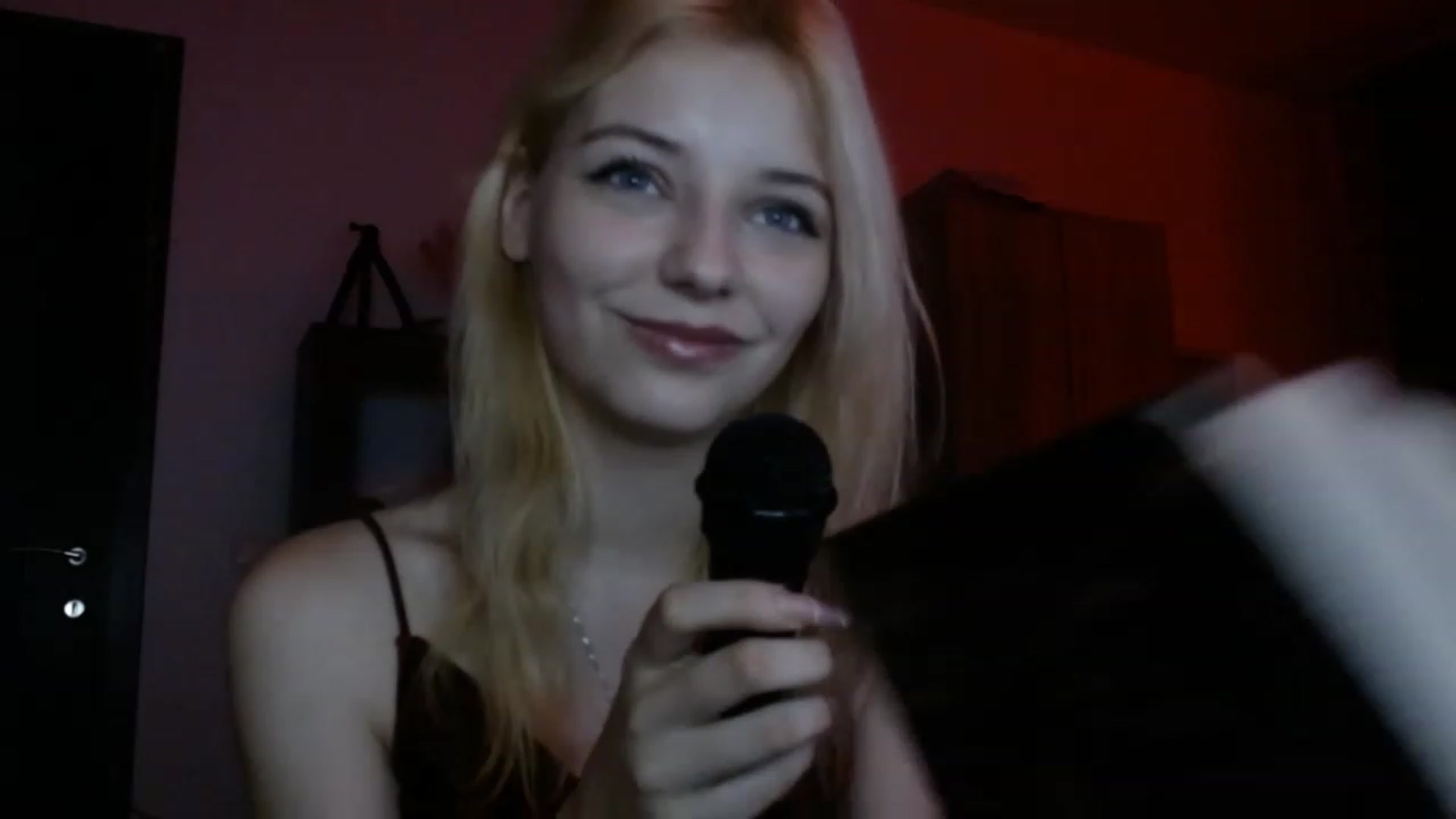 Gallery image thumbnail from MayaBash's myfreecams stream on, 01/25/2023, 19:01 image 10 of 20