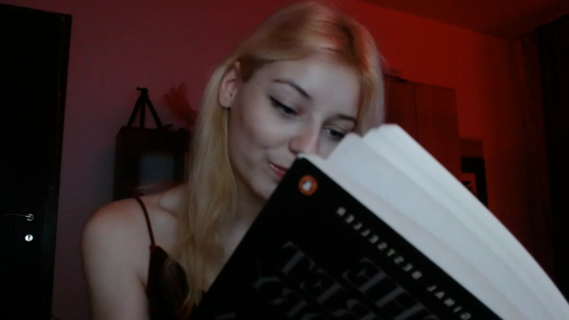 Gallery image thumbnail from MayaBash's myfreecams stream on, 01/25/2023, 19:01 image 9 of 20