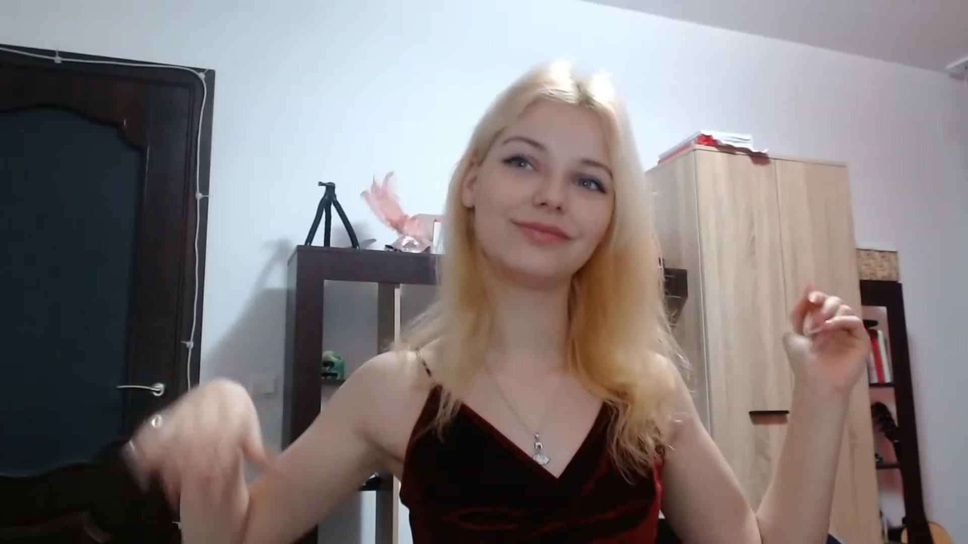 Gallery image thumbnail from MayaBash's myfreecams stream on, 01/25/2023, 19:01 image 15 of 20