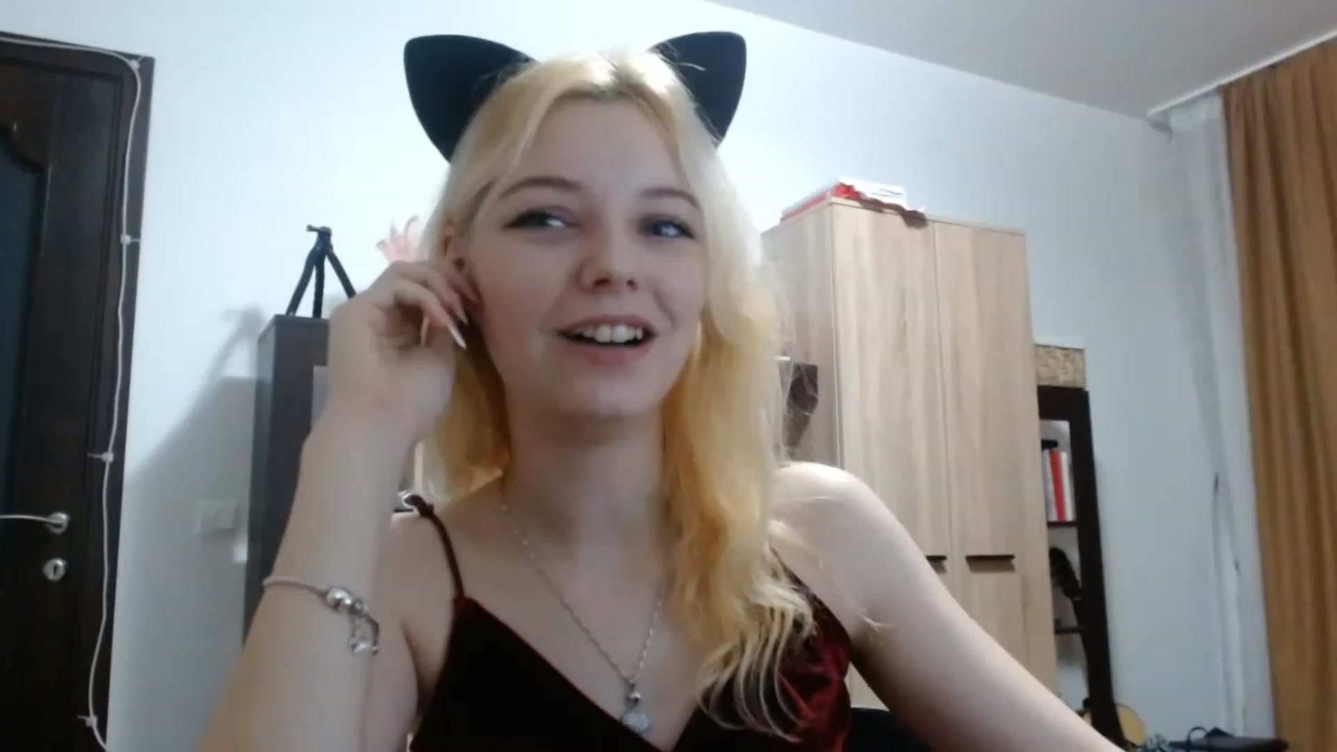 Gallery image thumbnail from MayaBash's myfreecams stream on, 01/26/2023, 17:06 image 16 of 20