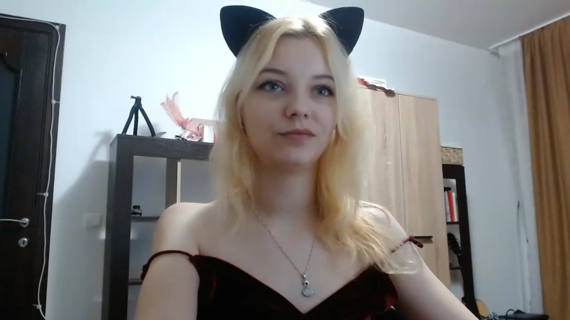 Gallery image thumbnail from MayaBash's myfreecams stream on, 01/26/2023, 17:06 image 12 of 20