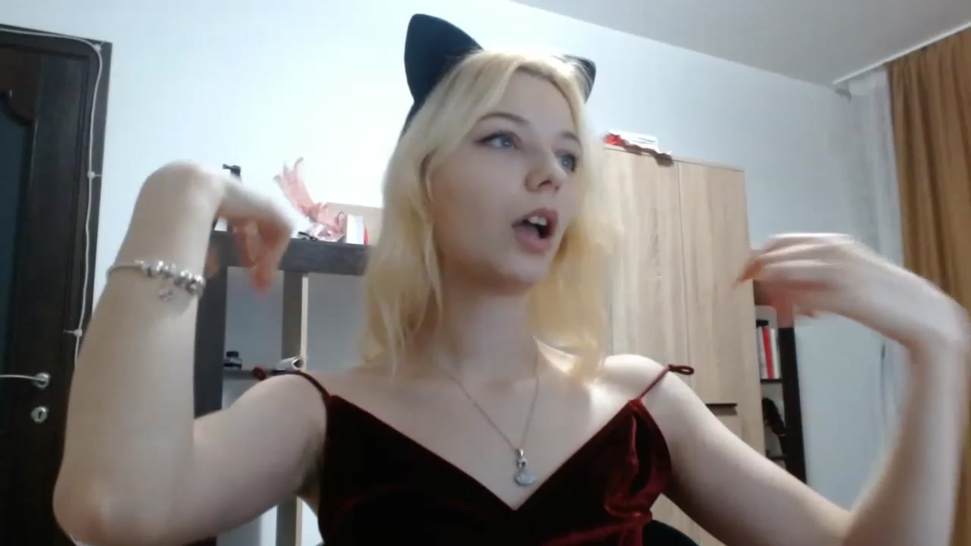 Gallery image thumbnail from MayaBash's myfreecams stream on, 01/26/2023, 17:06 image 9 of 20