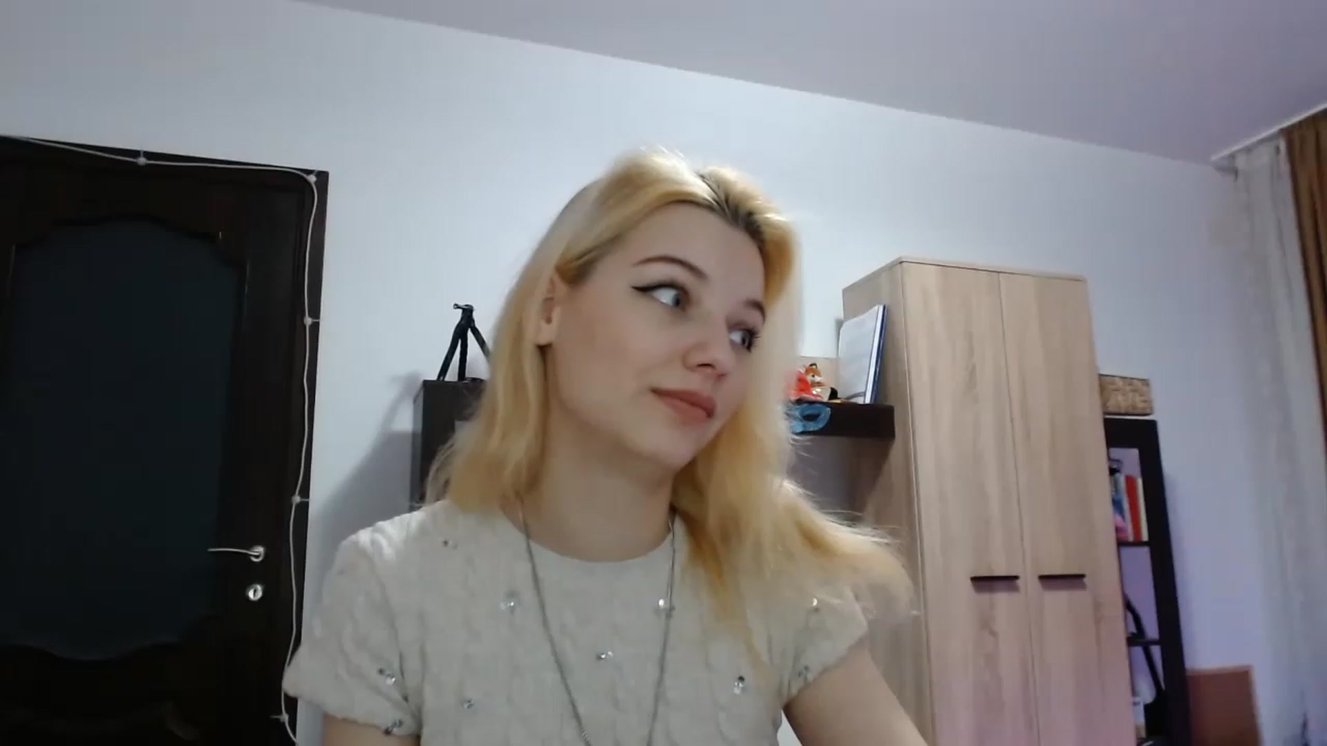 Gallery image thumbnail from MayaBash's myfreecams stream on, 02/07/2023, 15:40 image 4 of 20