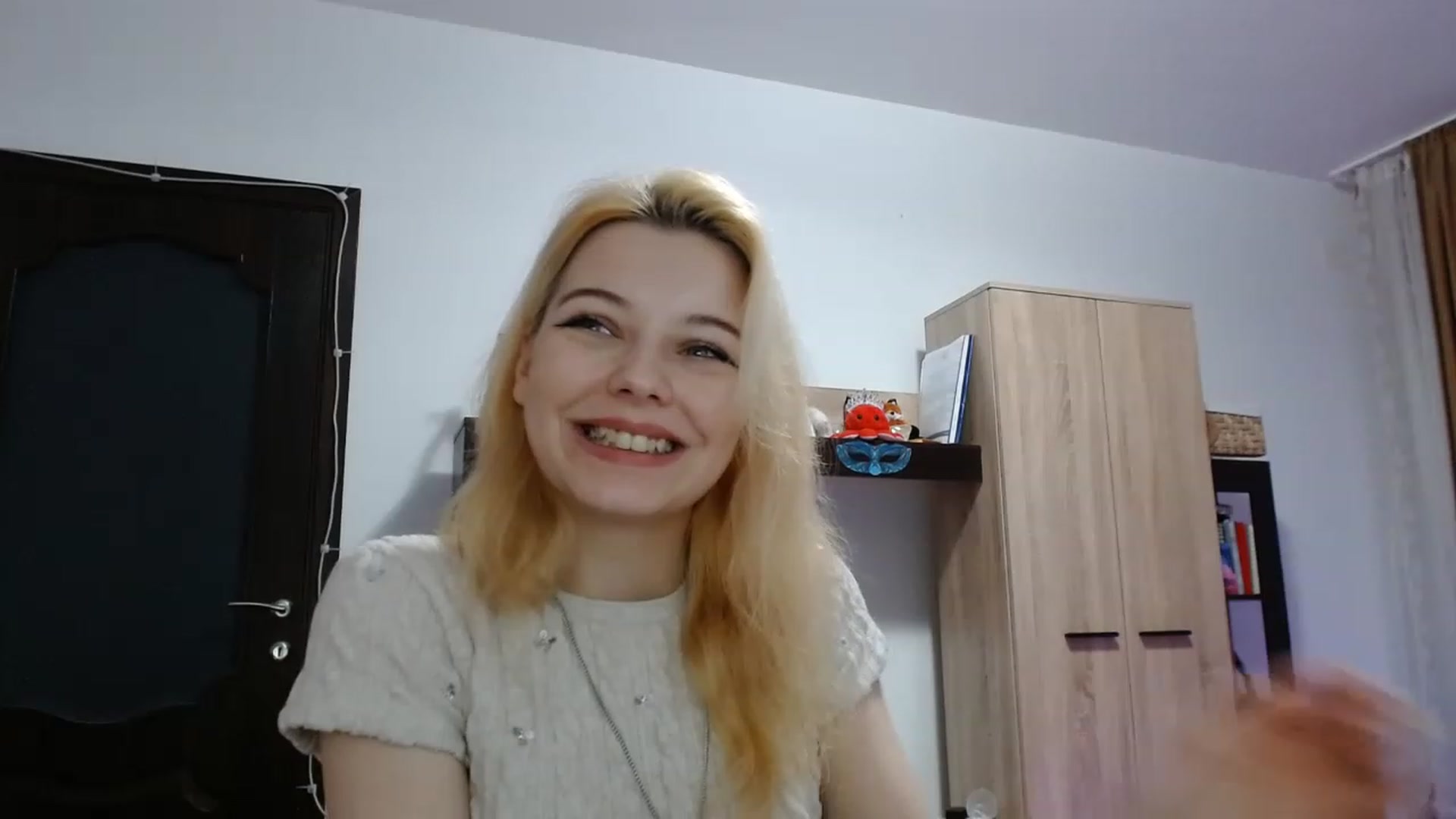 Gallery image thumbnail from MayaBash's myfreecams stream on, 02/07/2023, 15:40 image 2 of 20
