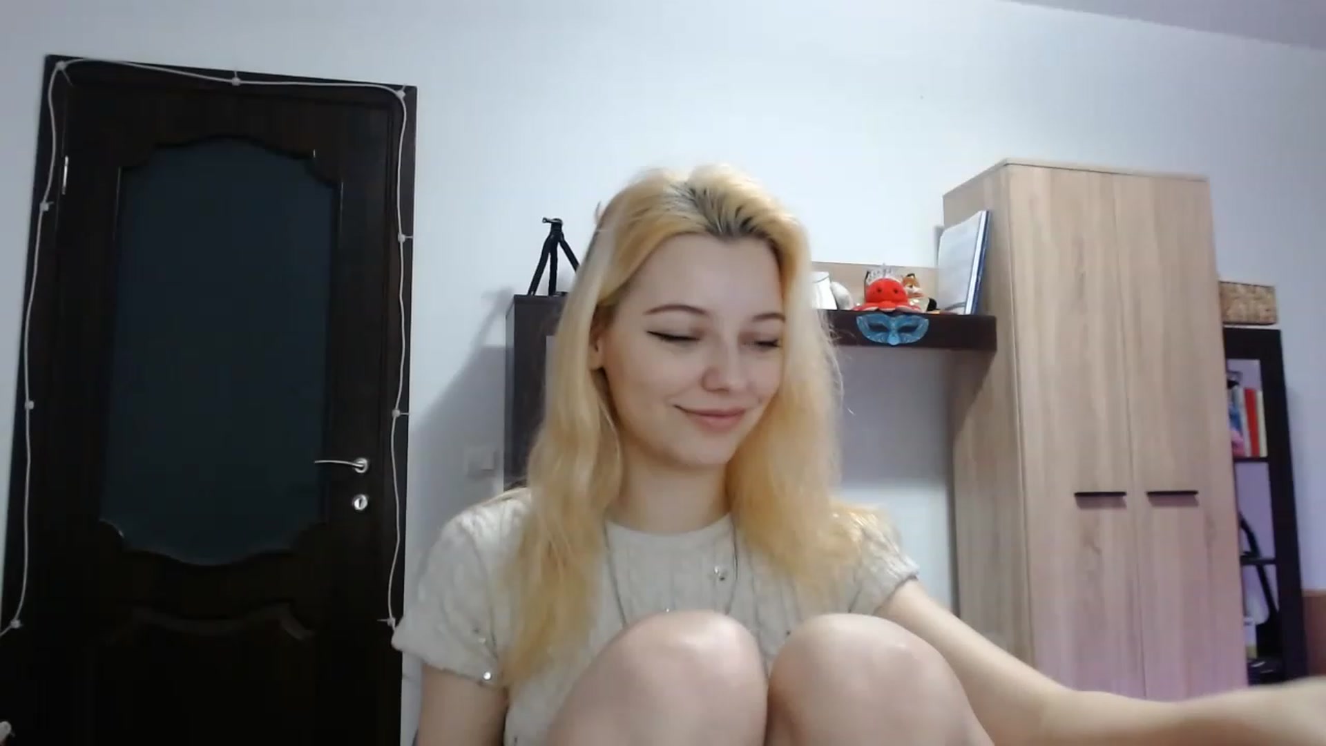 Gallery image thumbnail from MayaBash's myfreecams stream on, 02/07/2023, 18:06 image 3 of 20