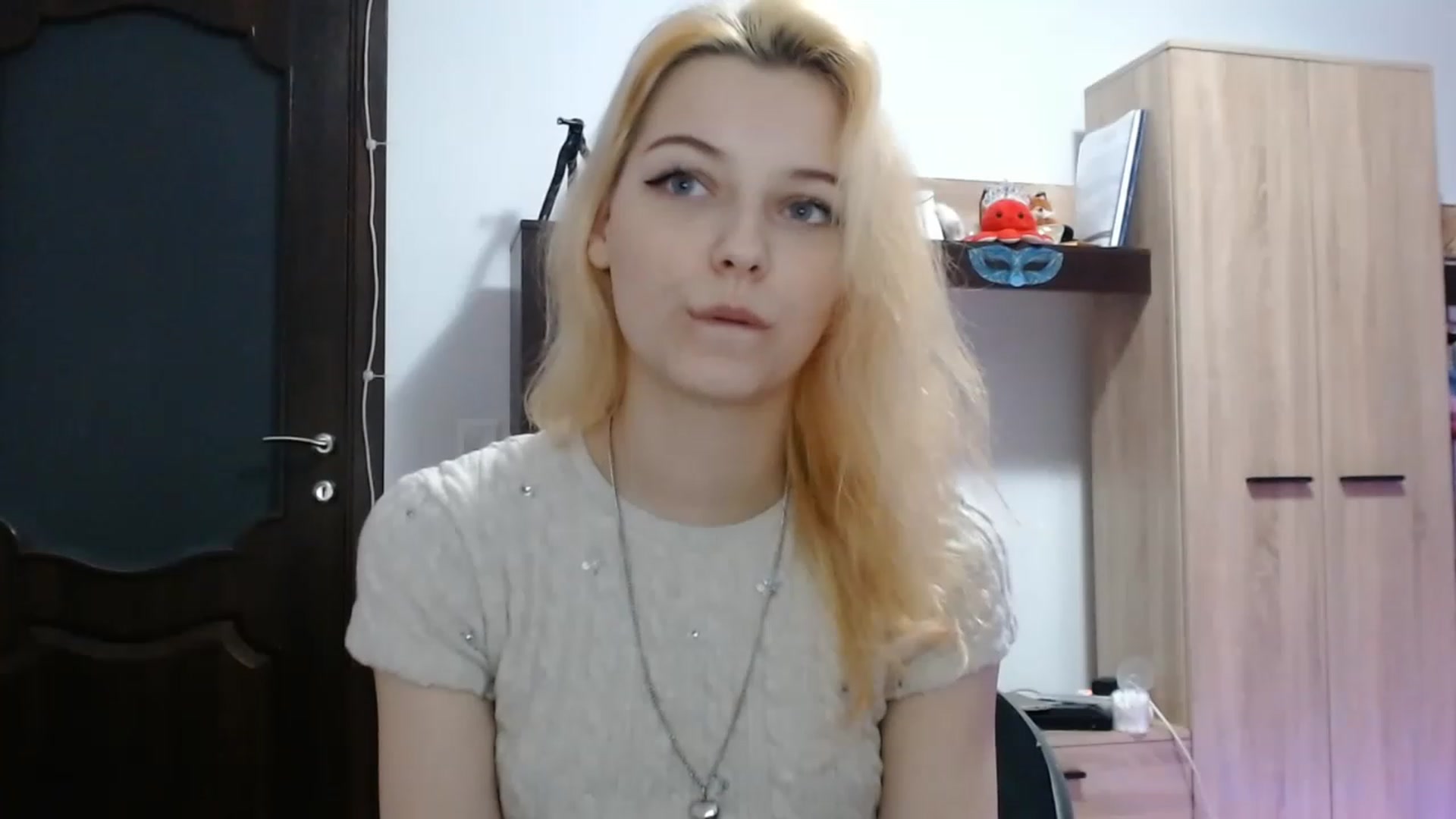 Gallery image thumbnail from MayaBash's myfreecams stream on, 02/07/2023, 20:14 image 17 of 20