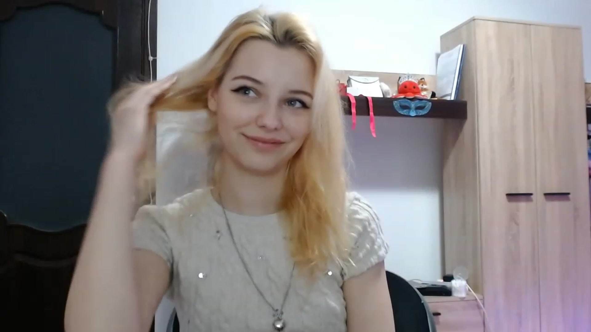 Gallery image thumbnail from MayaBash's myfreecams stream on, 02/07/2023, 20:14 image 19 of 20