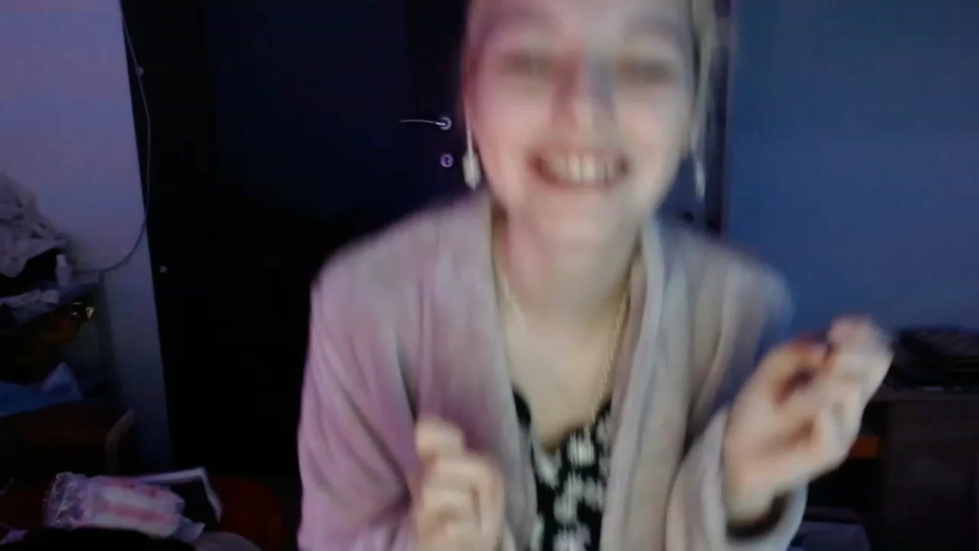 Gallery image thumbnail from MayaBash's myfreecams stream on, 03/04/2023, 17:18 image 5 of 20