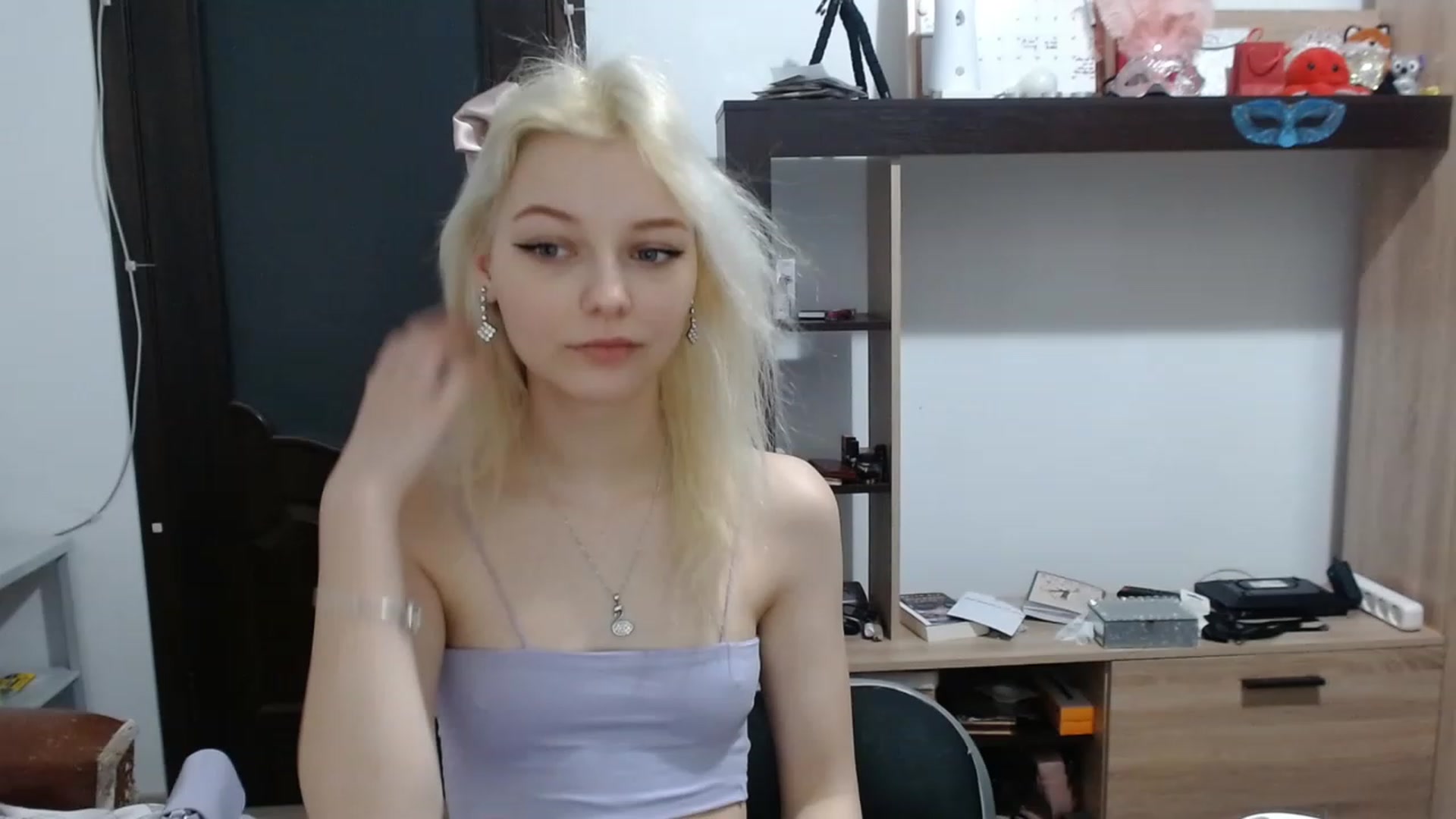 Gallery image thumbnail from MayaBash's myfreecams stream on, 03/07/2023, 19:01 image 7 of 20