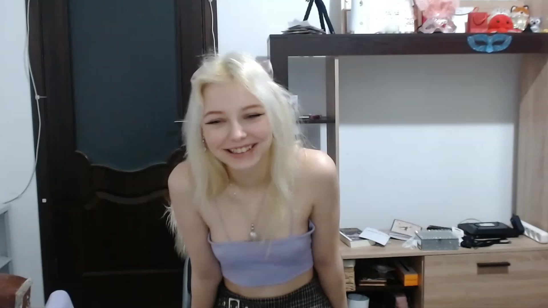 Gallery image thumbnail from MayaBash's myfreecams stream on, 03/07/2023, 20:06 image 5 of 20