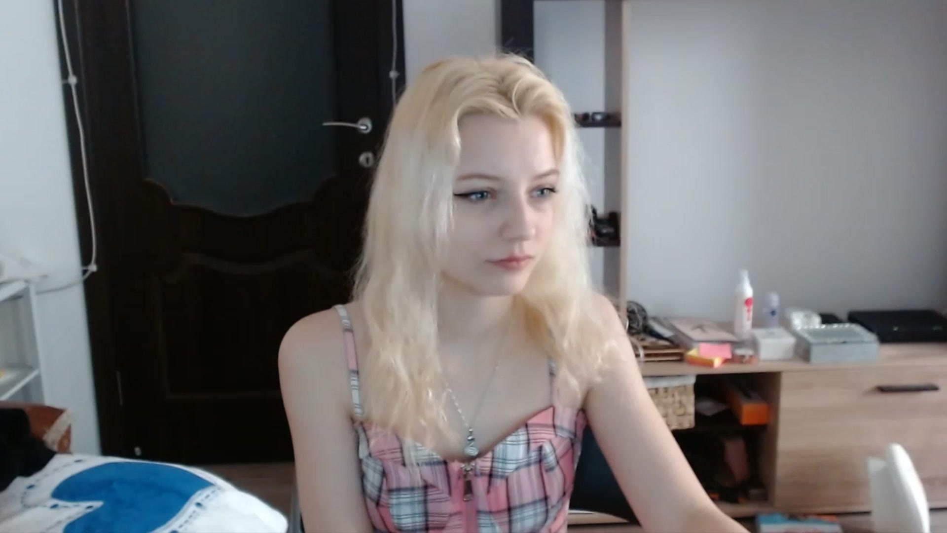 Gallery image thumbnail from MayaBash's myfreecams stream on, 03/15/2023, 11:15 image 19 of 20