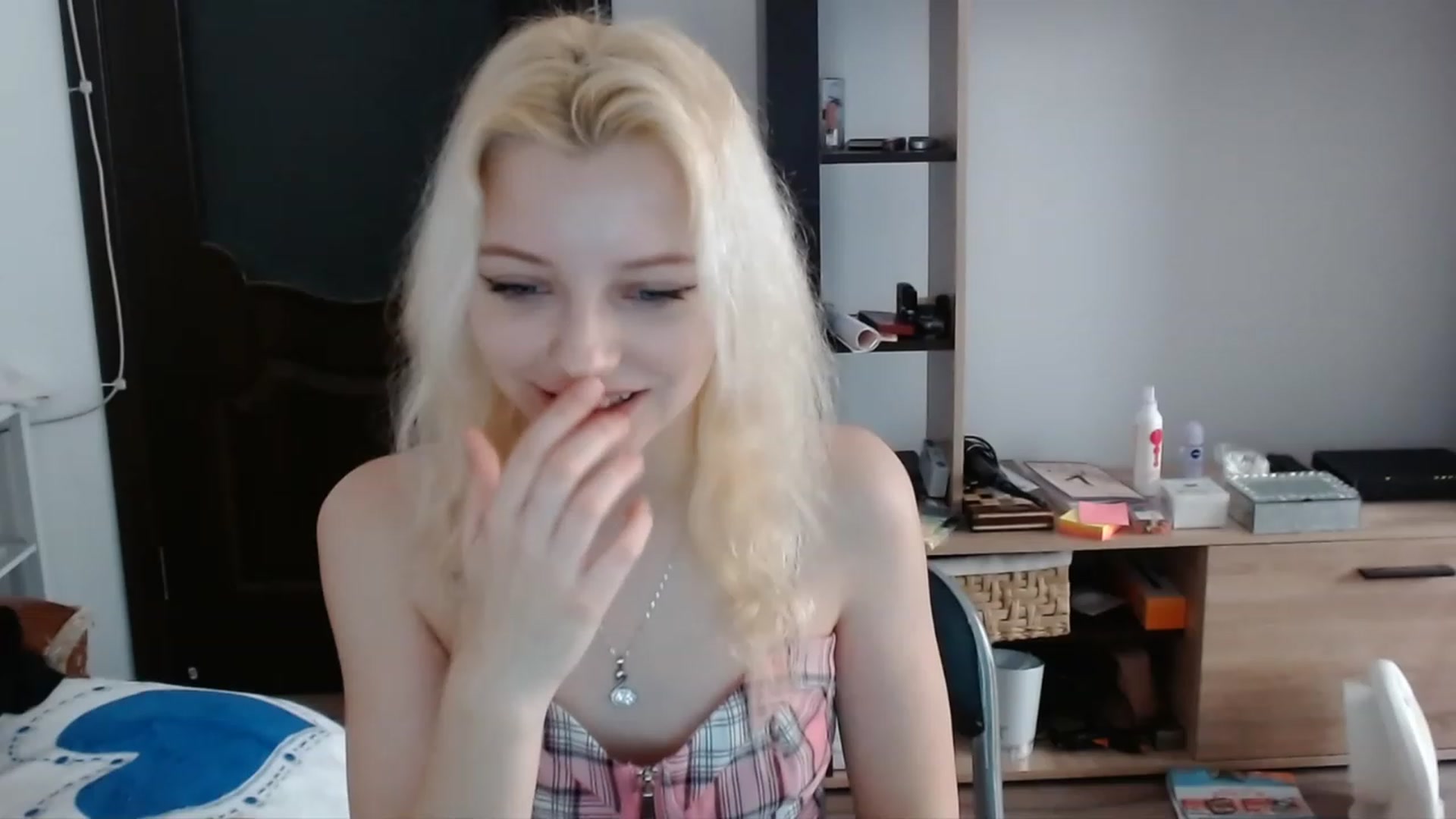 Gallery image thumbnail from MayaBash's myfreecams stream on, 03/15/2023, 11:15 image 9 of 20